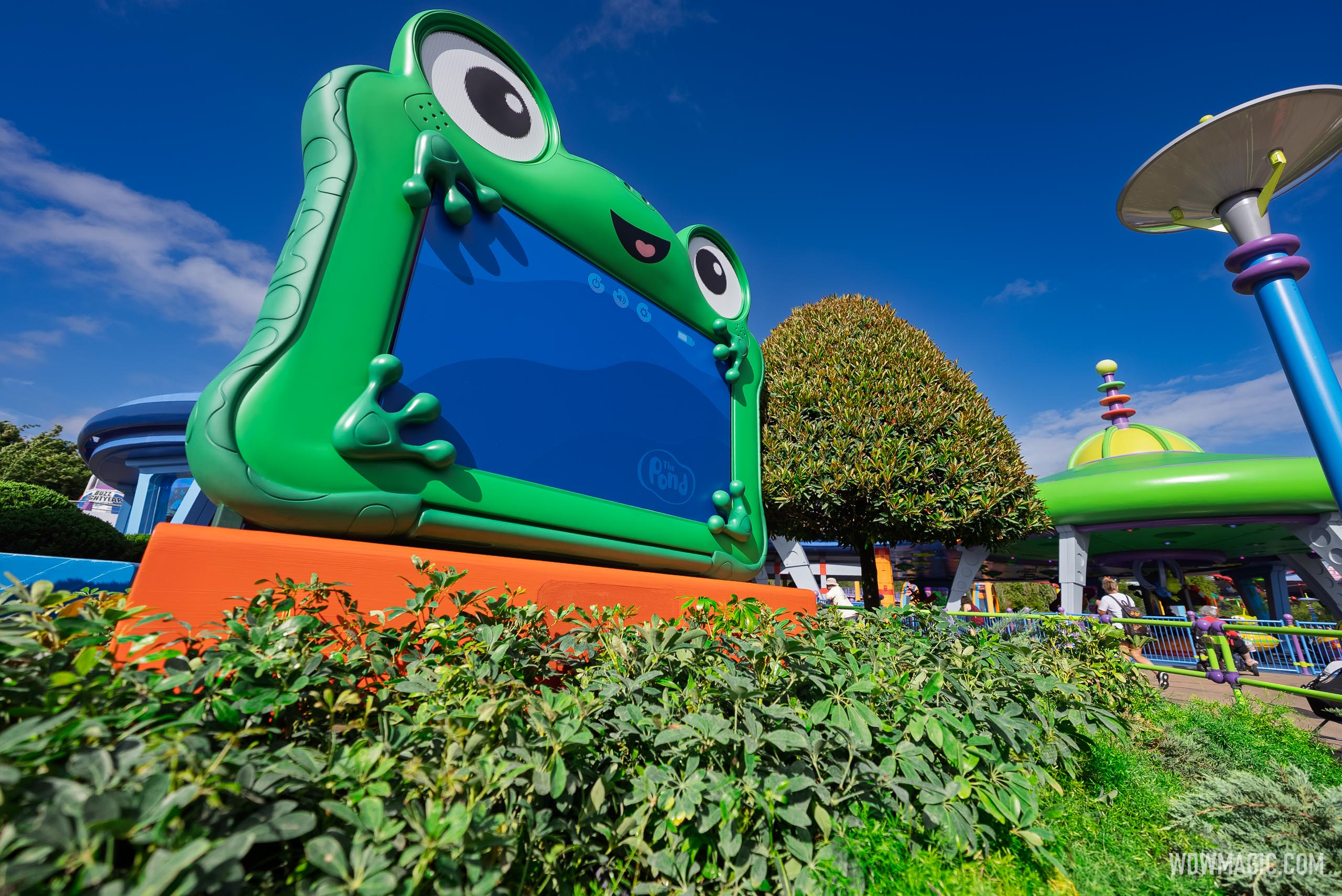 First Look: Lilypad Installed at Alien Swirling Saucers