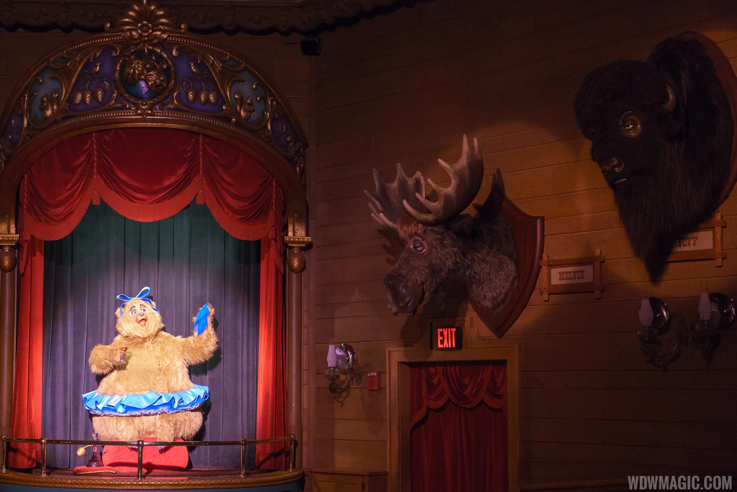 VIDEO - New Country Bear Jamboree Debuts At The Magic Kingdom