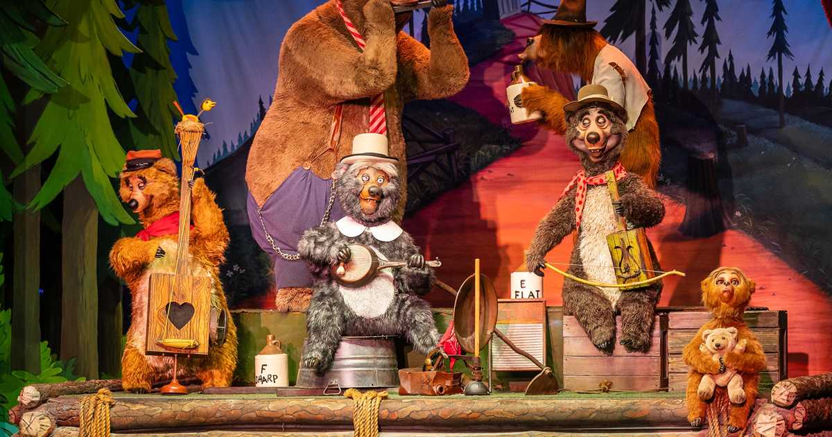 Country Bear Jamboree show January 2024 - Photo 5 of 22