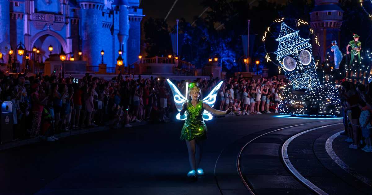 High Performance Disney Disney Starlight Opening Night Performance - Photo 14 of 22