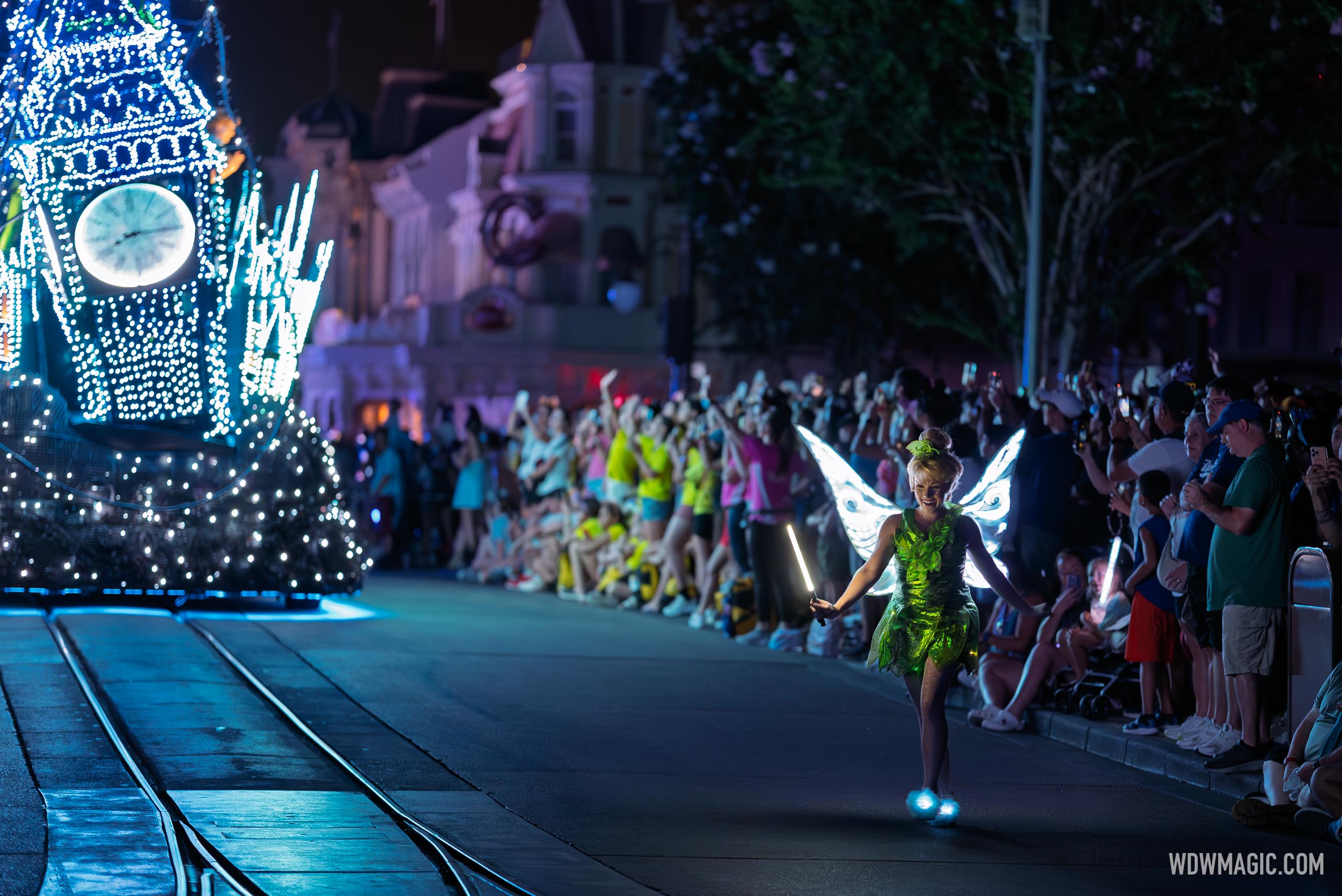 Magic Kingdom's Disney Starlight Parade in Pictures - Photo 60 of 80