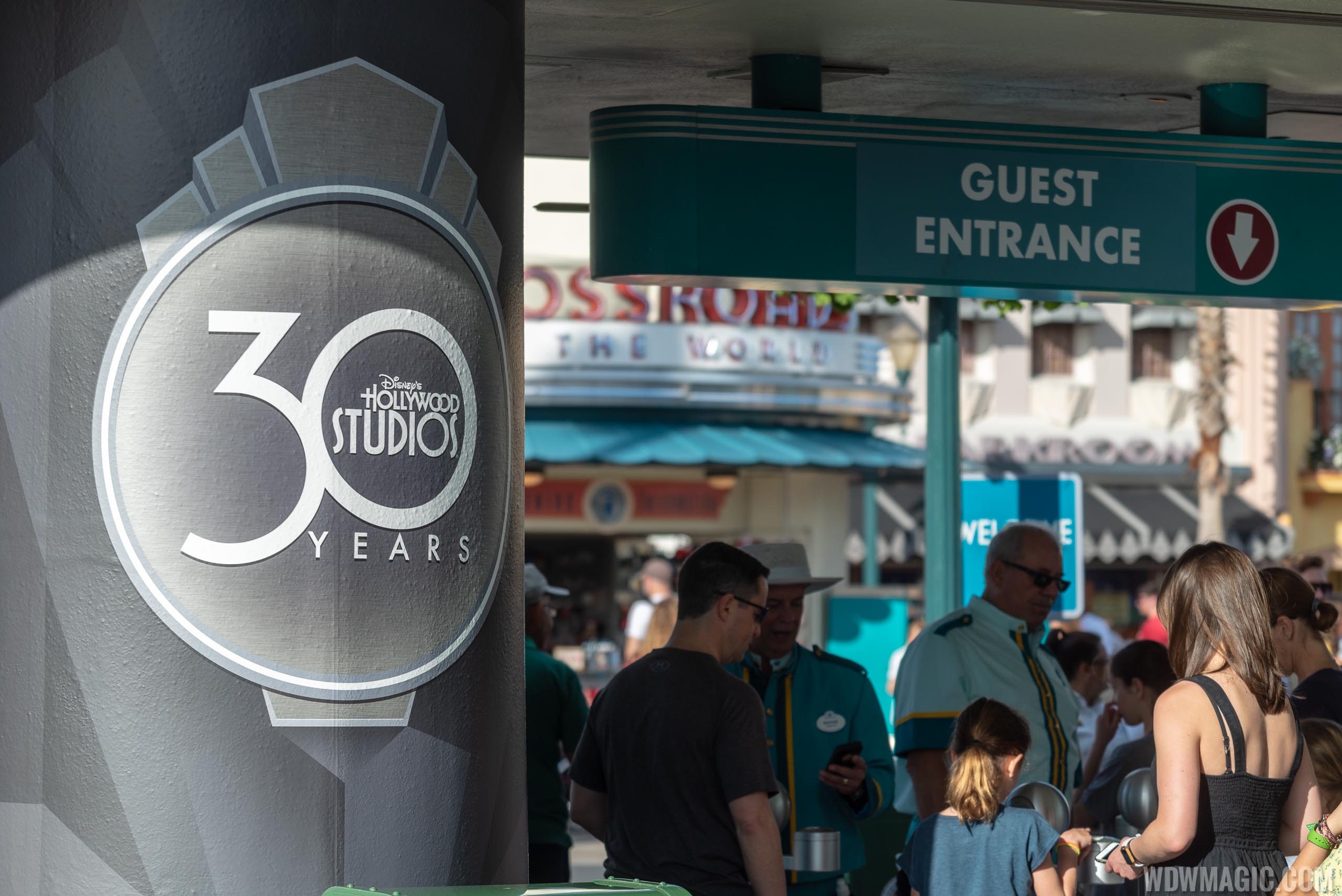 Disney S Hollywood Studios 30th Anniversary Banners Photo 1 Of 16