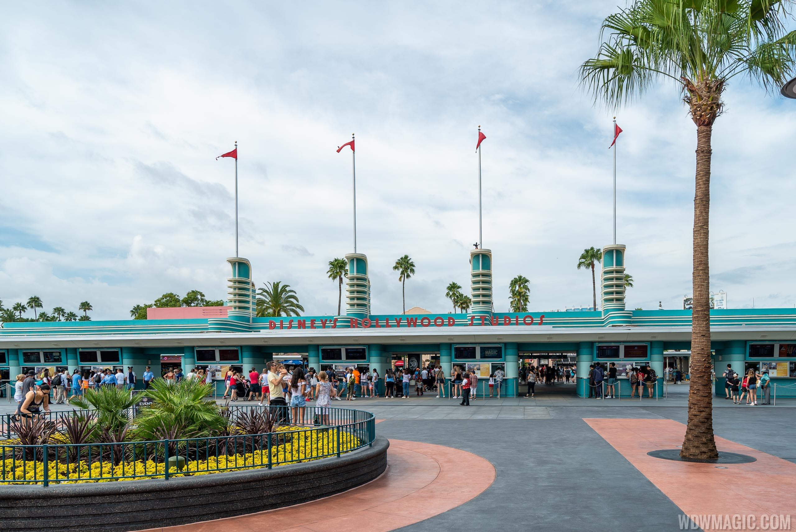 Disney's Hollywood Studios completed main entrance Photo 3 of 4