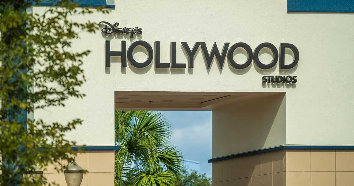 Photos Disney S Hollywood Studios Archway With New Logo Photo Of