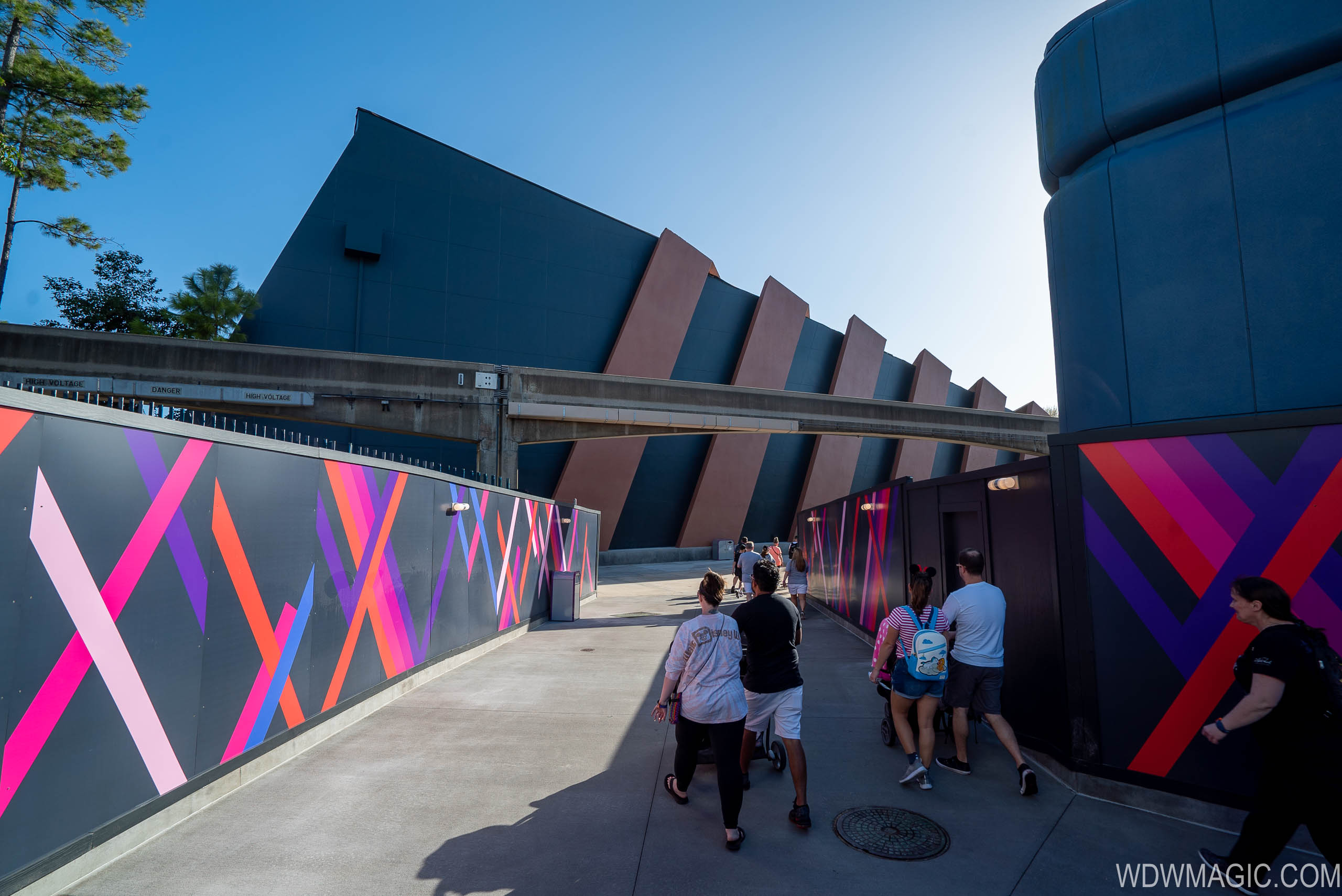 Future World East bypass walkway Photo 9 of 17