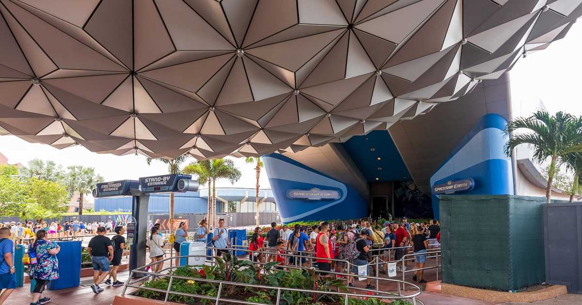 Epcot Rope Drop Science EPCOT rope drop June 23 2021 - Photo 4 of 6