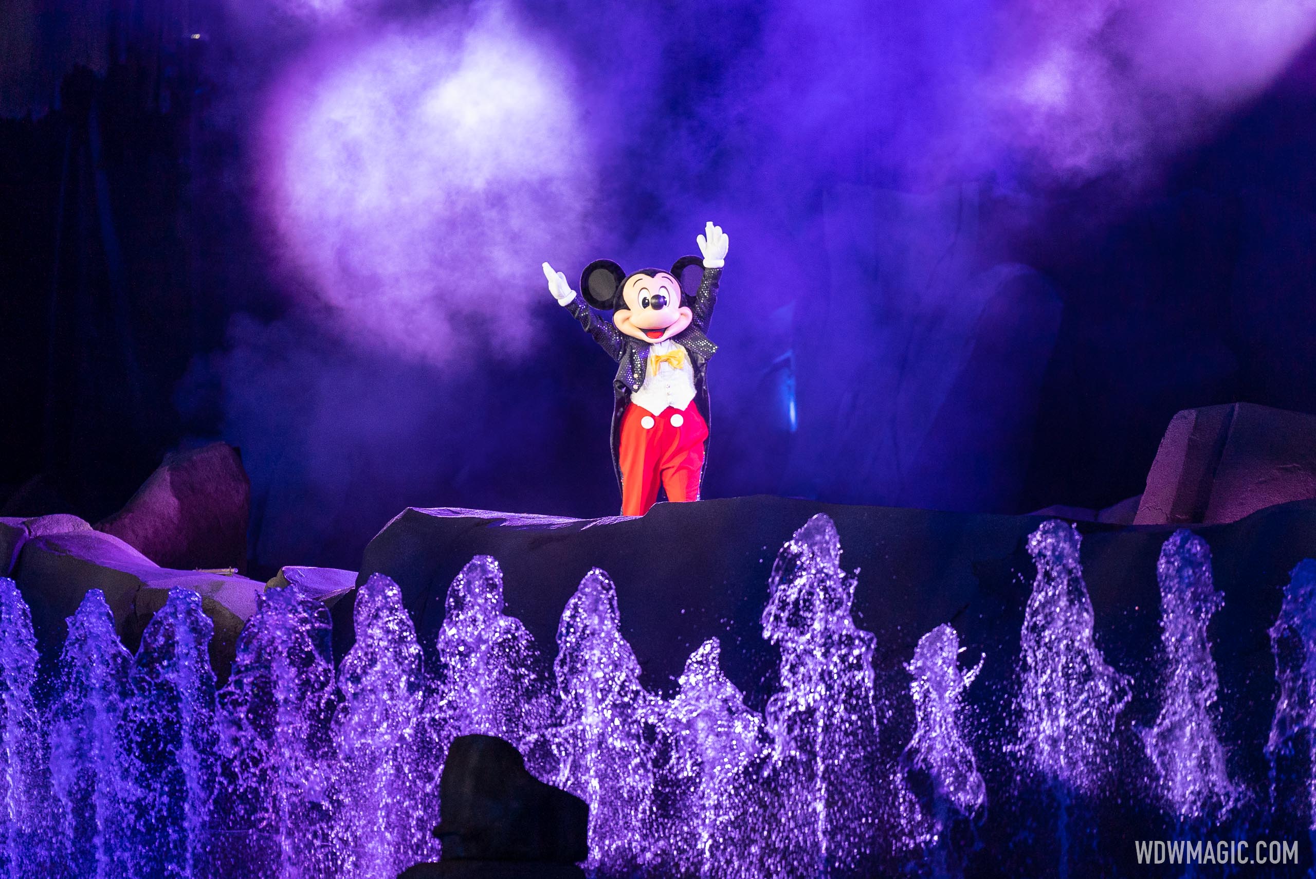 Fantasmic Full 49152 