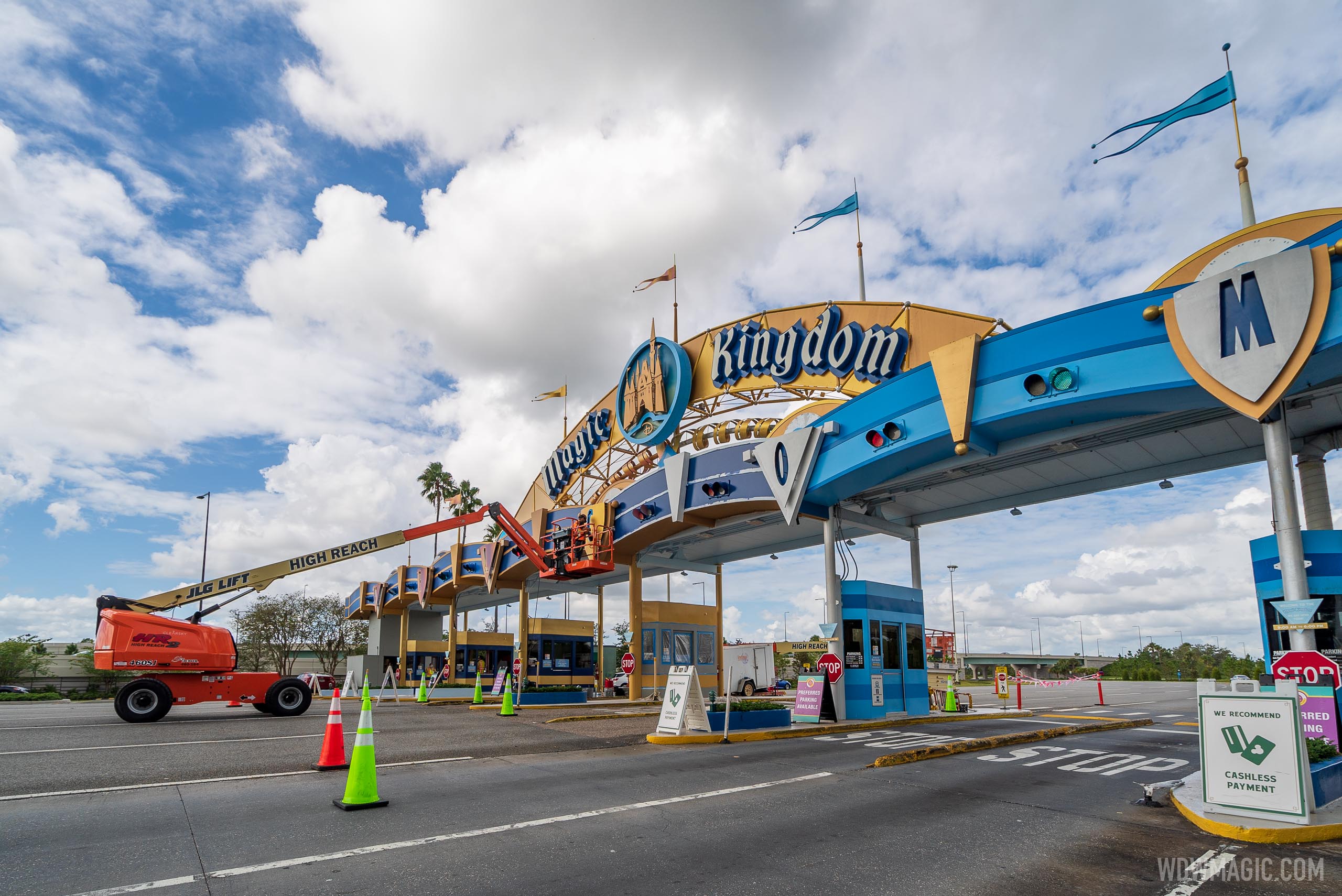 Latest look at the Magic Kingdom auto-plaza refurbishment