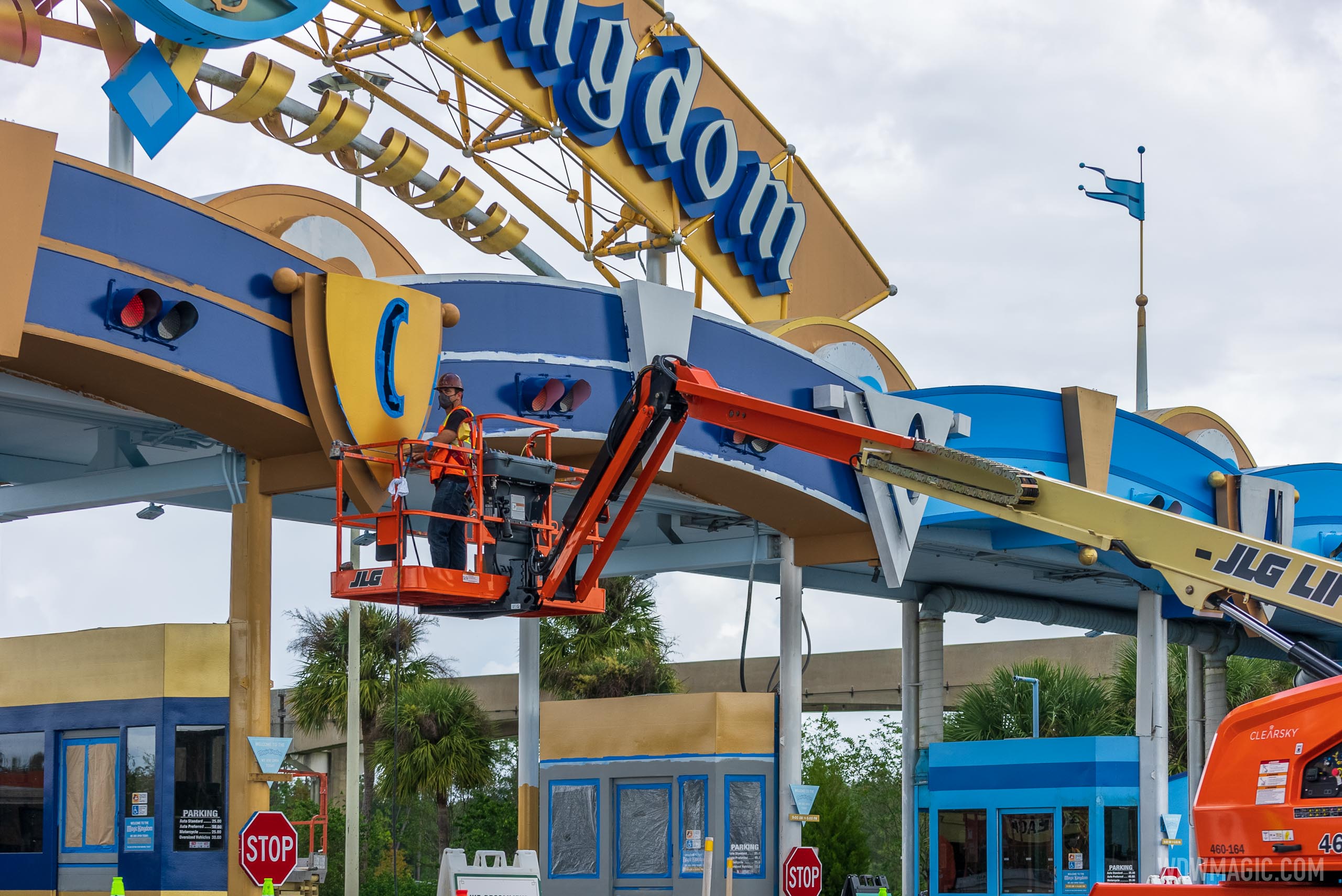 Magic Kingdom autoplaza refurbishment October 22 2020 Photo 7 of 9 Magic Kingdom autoplaza refurbishment October 22 2020 Photo 7 of 9