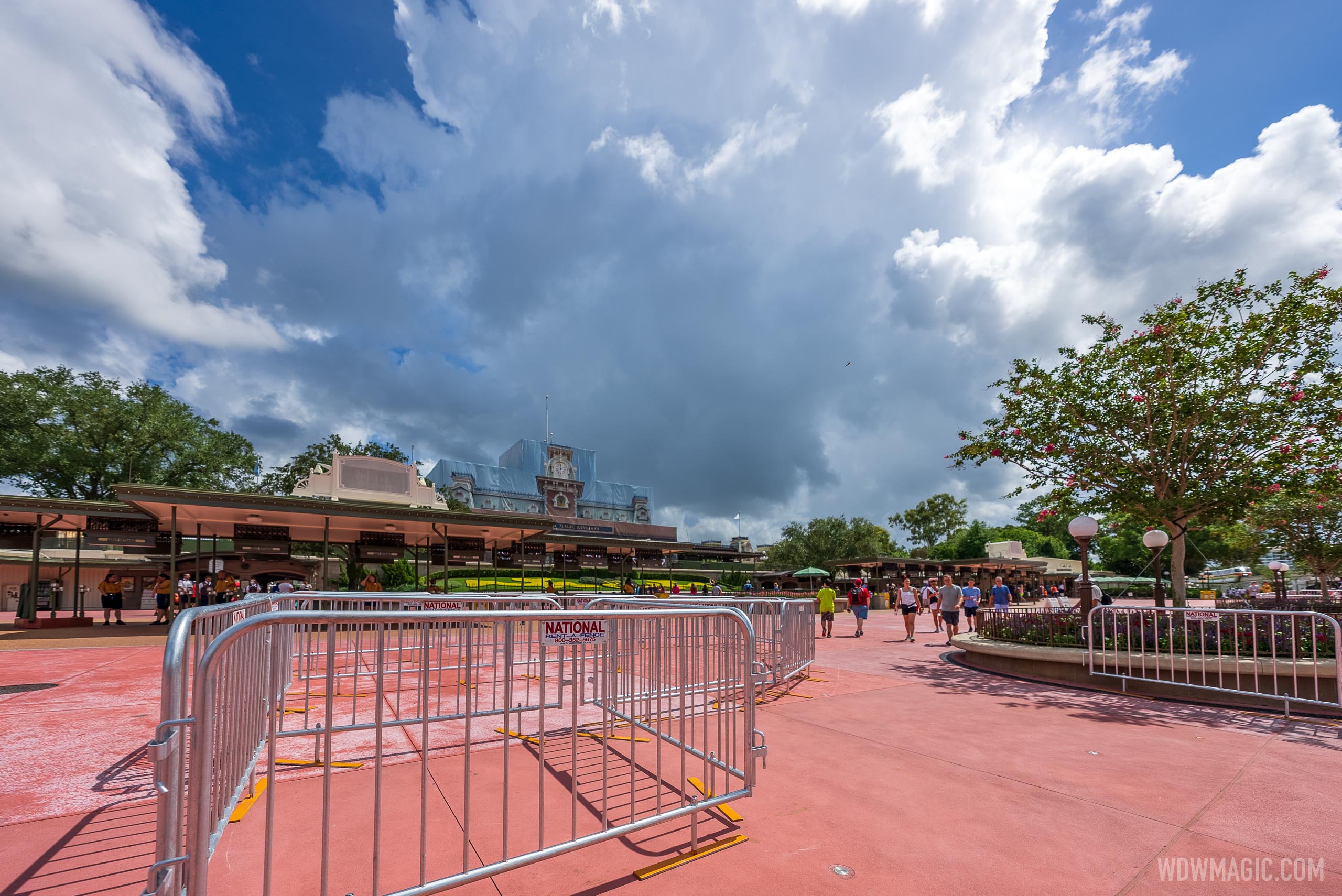Temporary crowd control fencing at Magic Kingdom main entrance - Photo ...