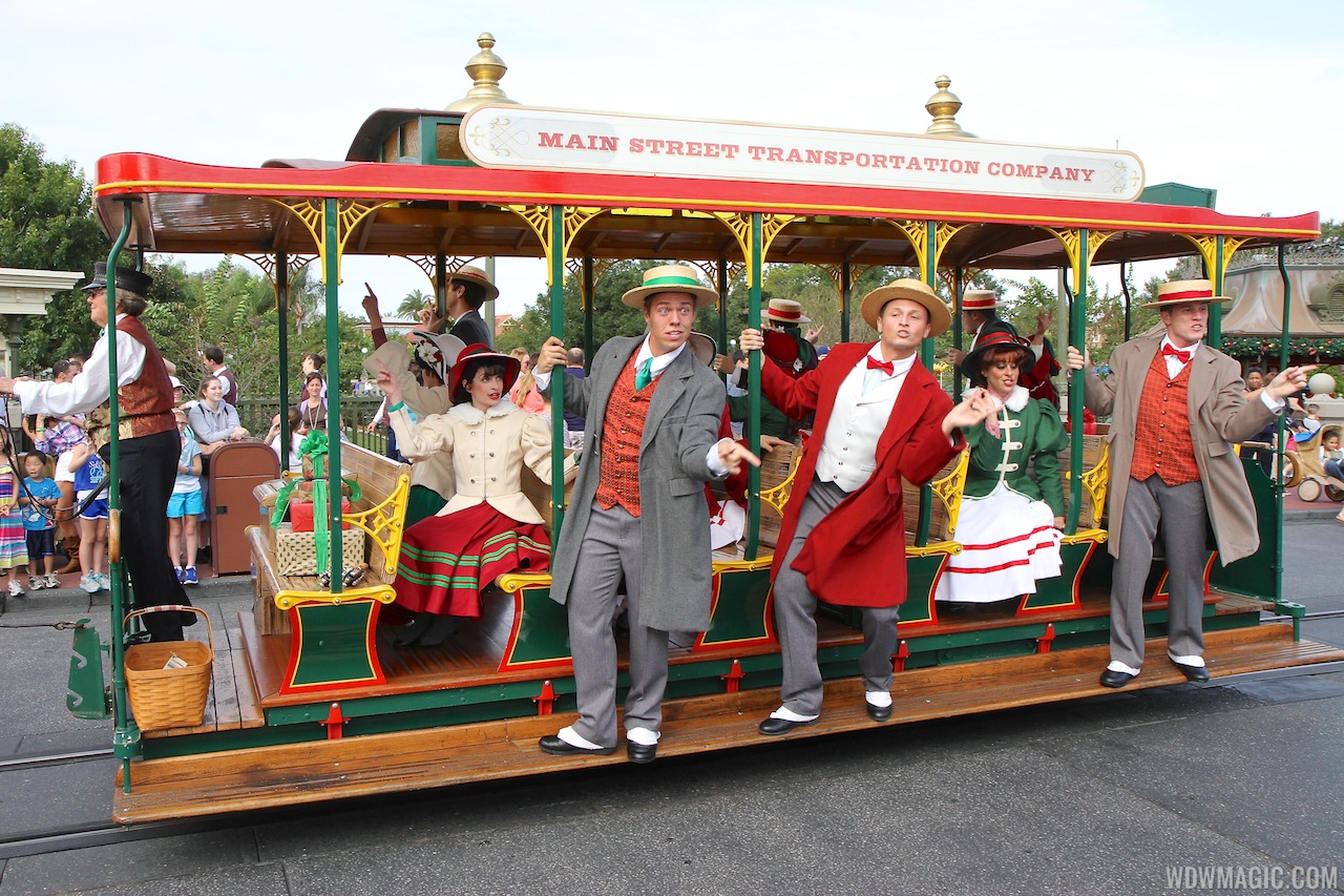 Holly Jolly Trolley Show Photo 9 of 10