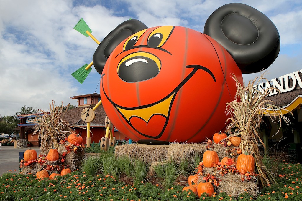 Downtown Disney Halloween Decorations Photo 4 Of 4 Downtown Disney Halloween Decorations Photo 4 Of 4