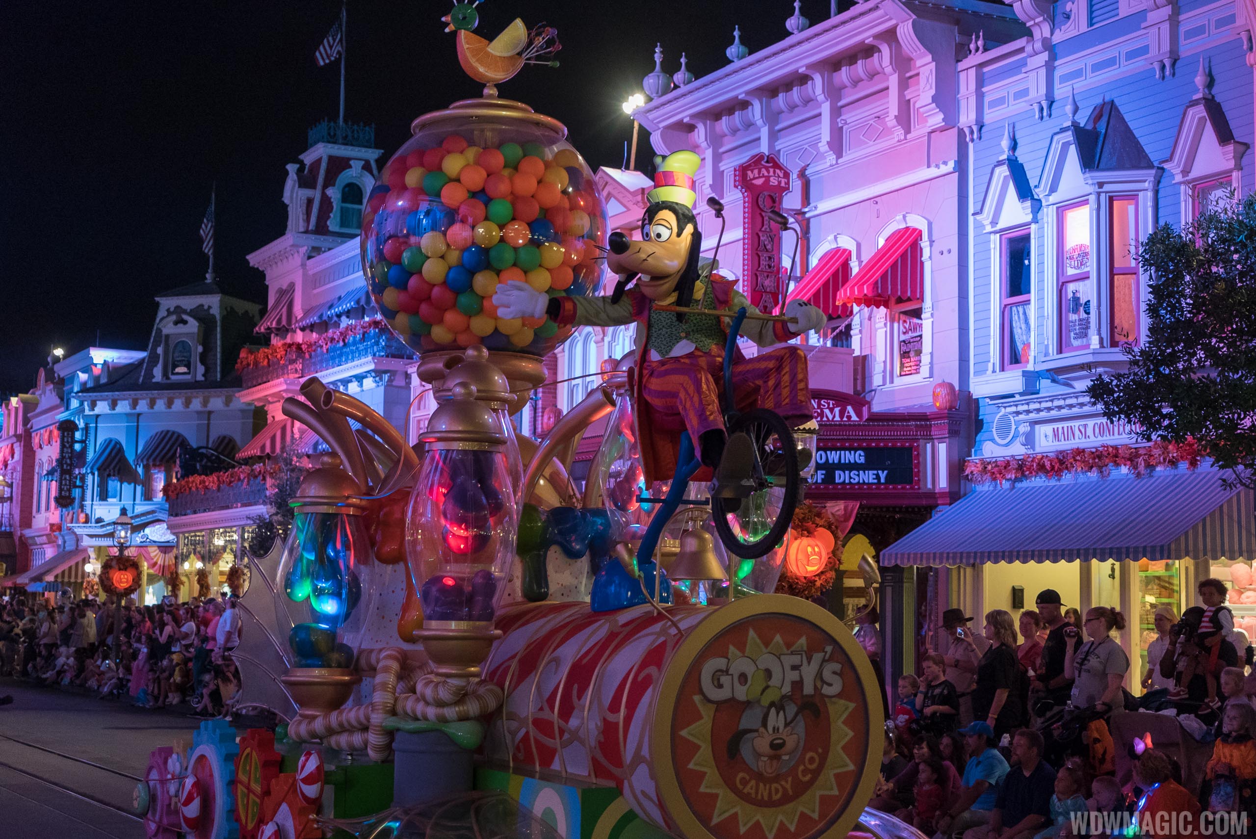 mickeys boo to you halloween parade 2015