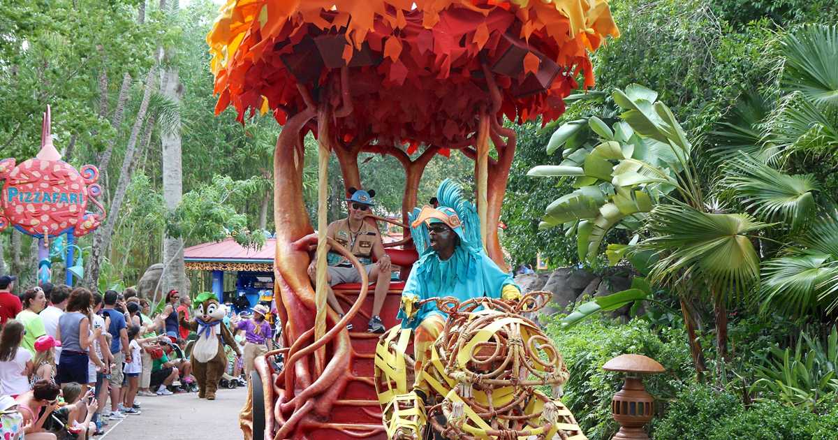 Mickey's Jammin' Jungle Parade - Photo 9 of 48