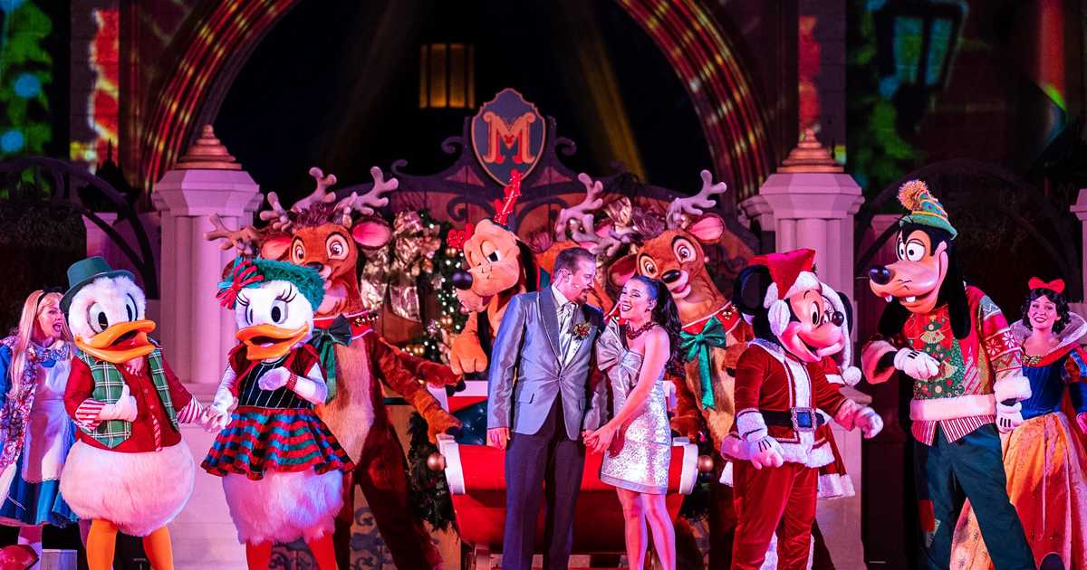 Mickeys Most Merriest Celebration 2022 Photo 20 Of 26 