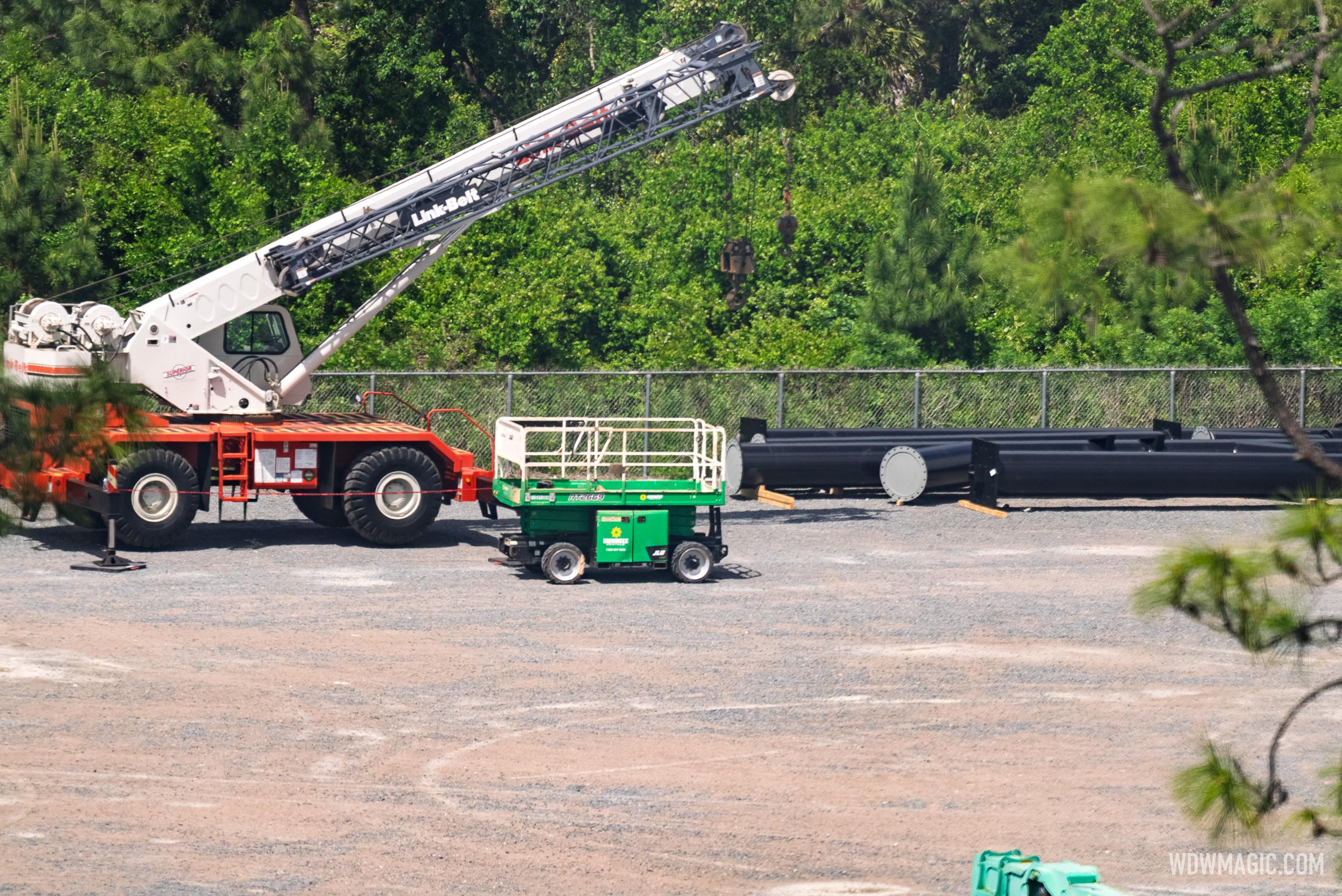 Possible Coaster Track Support Columns Arrive for Monsters Inc Flying Door Coaster