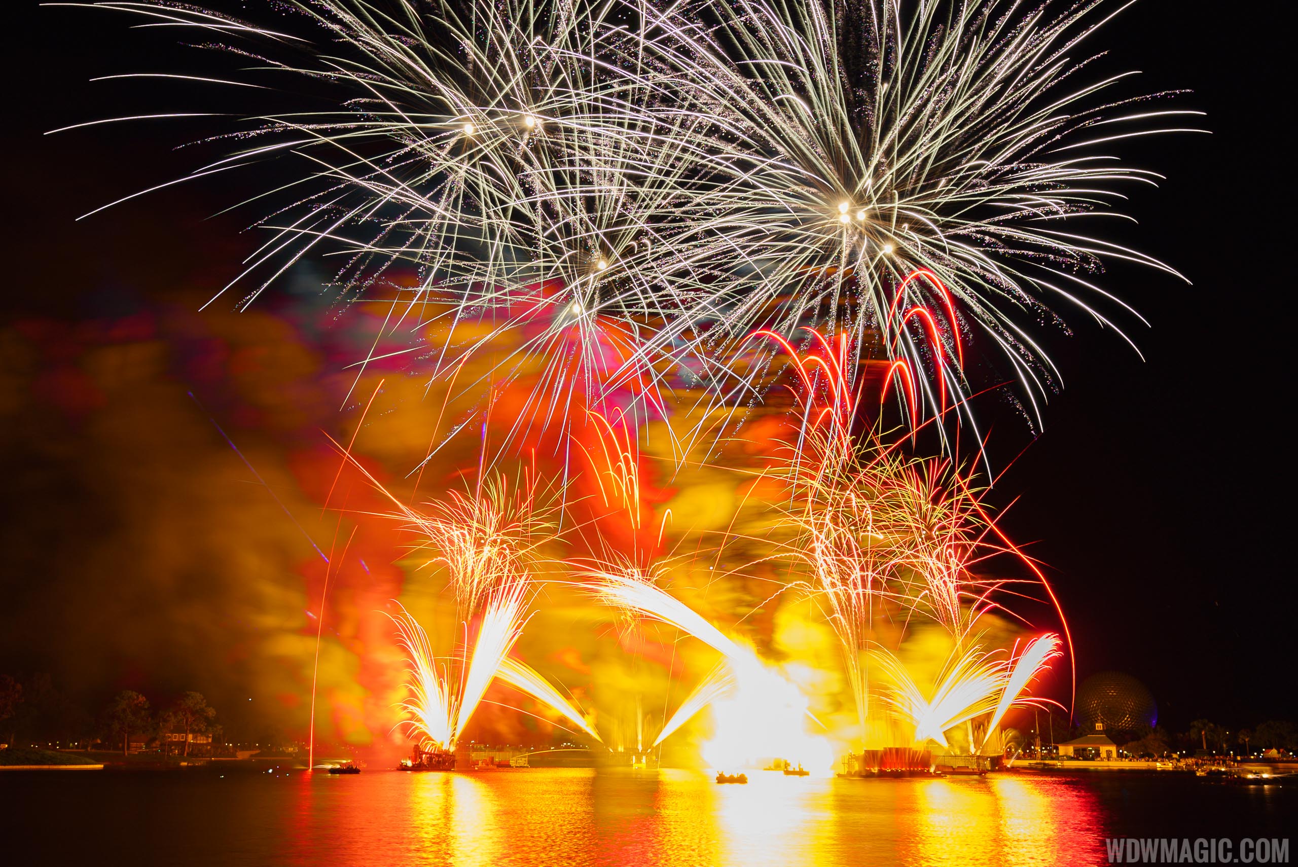 illuminations reflections of earth last show dinner package