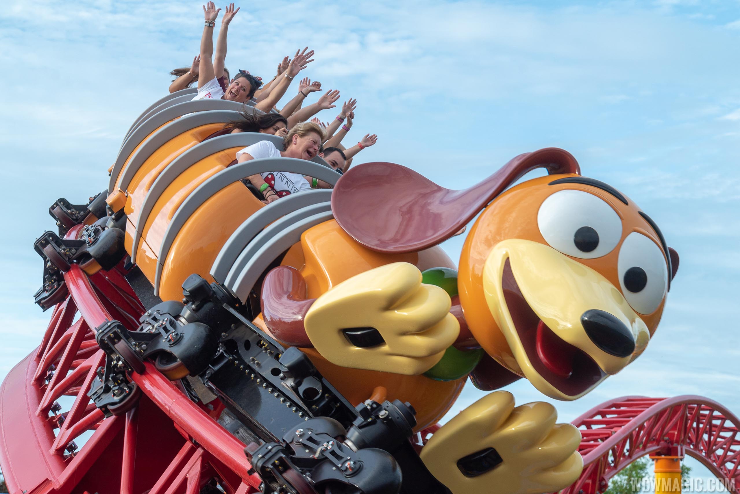 download toy story slinky dog ride