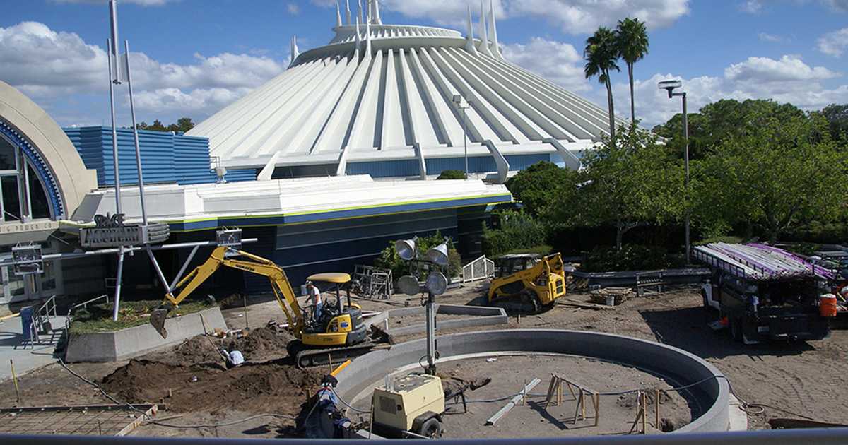 Space Mountain refurbishment Photo 9 of 9