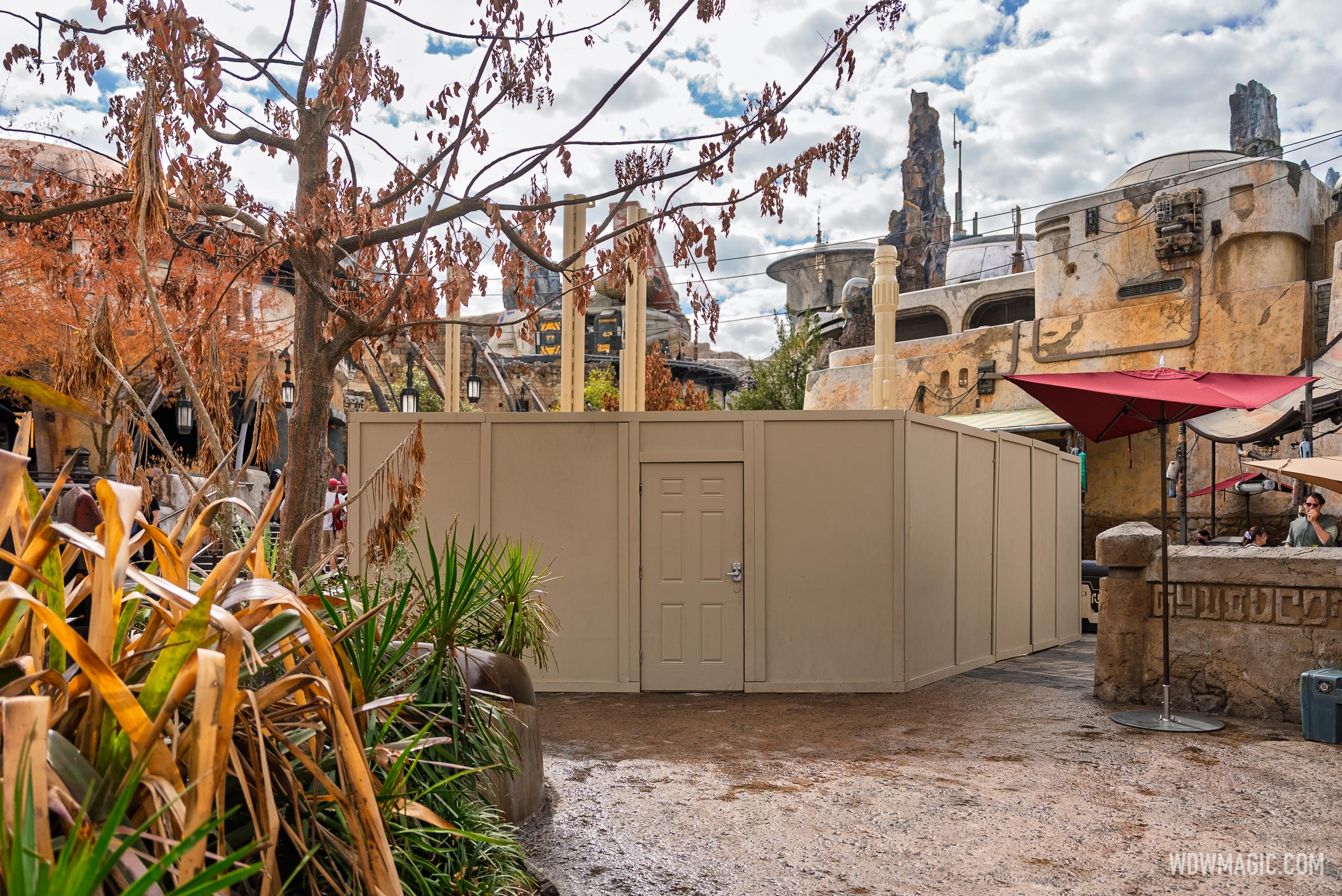 New Shade Structure Nearing Completion Near Savi's Workshop in Star Wars: Galaxy's Edge