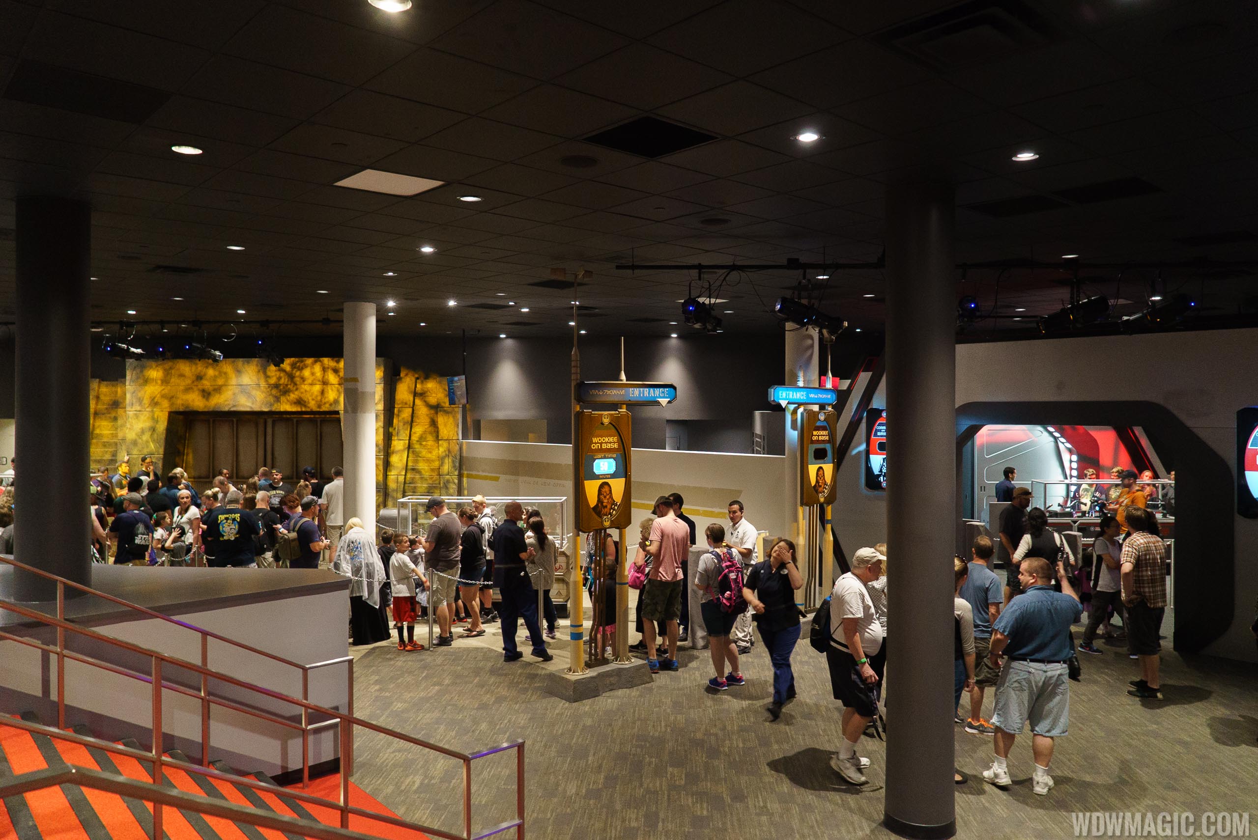 PHOTOS - First look inside the new Star Wars Launch Bay at Disney's ...