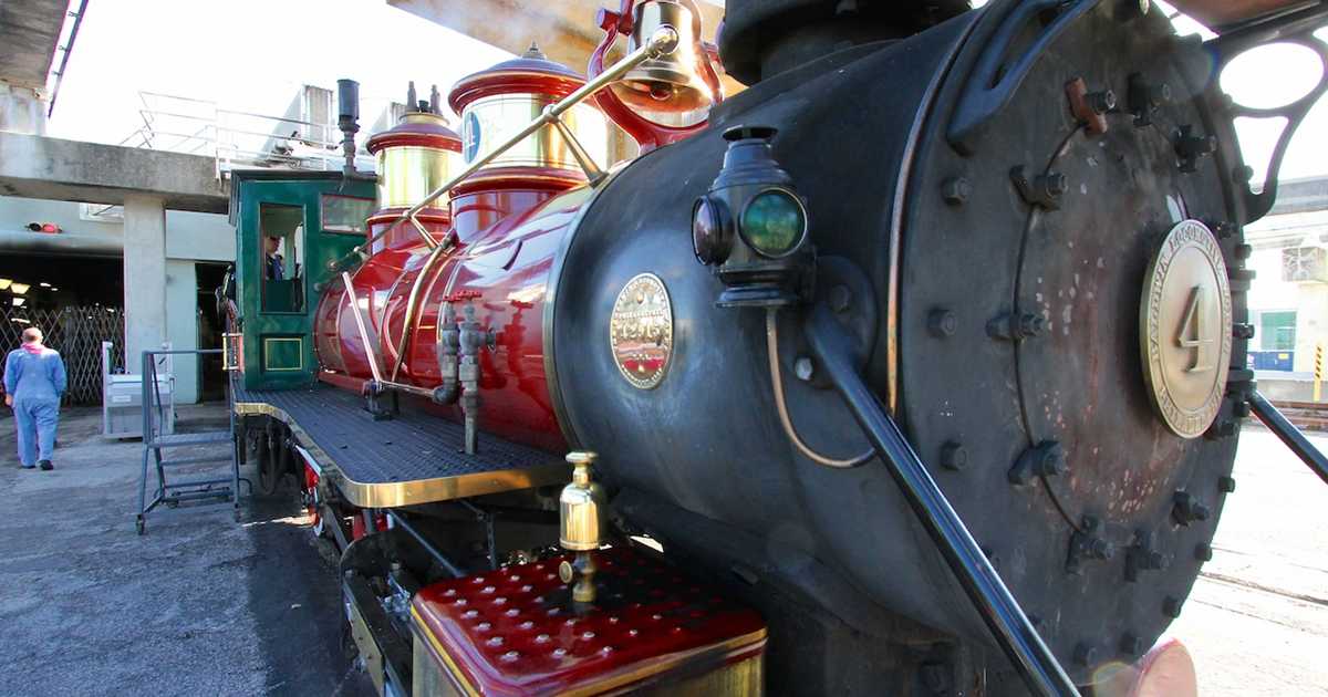 Disney's The Magic Behind Our Steam Trains tour - Photo 11 of 14