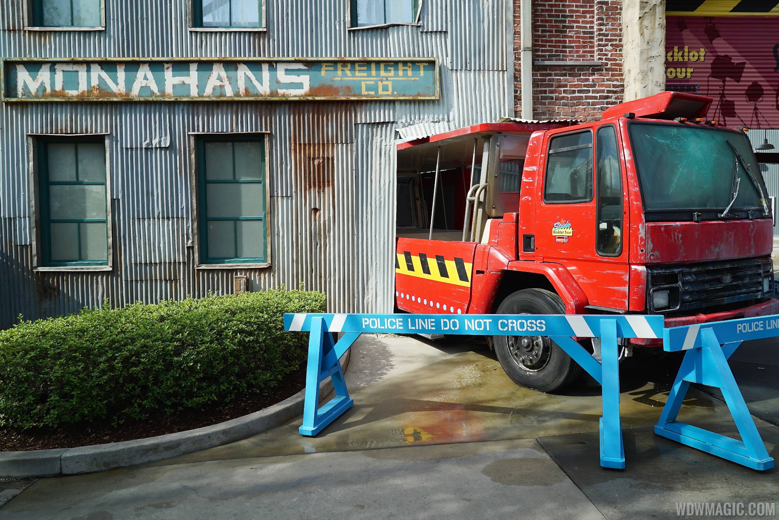 Studio Backlot Tour complete walkthrough Photo 4 of 134