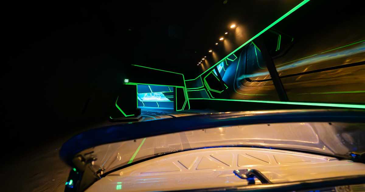 Testtrack Queue Line Test Track Queue and Ride - June 2024 - Photo 29 of 47
