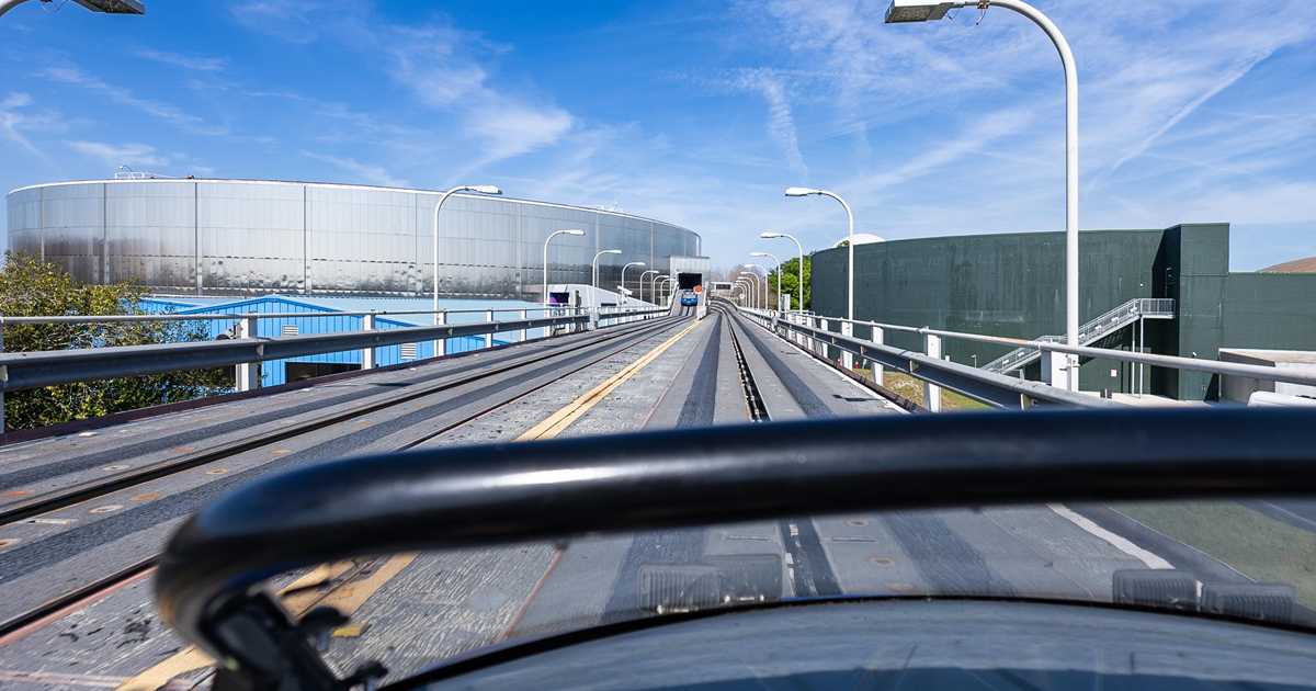 Testtrack Queue Line Test Track Queue and Ride - June 2024 - Photo 40 of 47