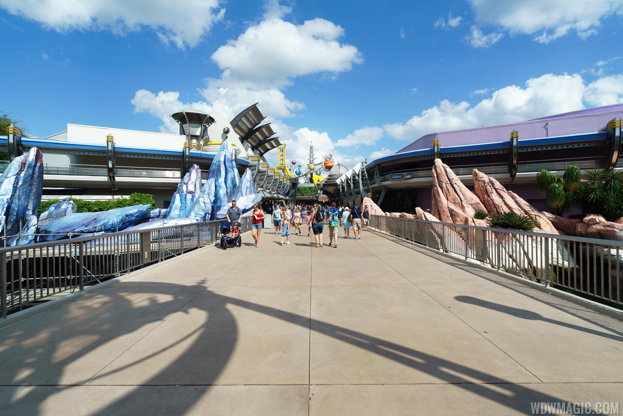PHOTOS - New color scheme for the Magic Kingdom's Tomorrowland rock work