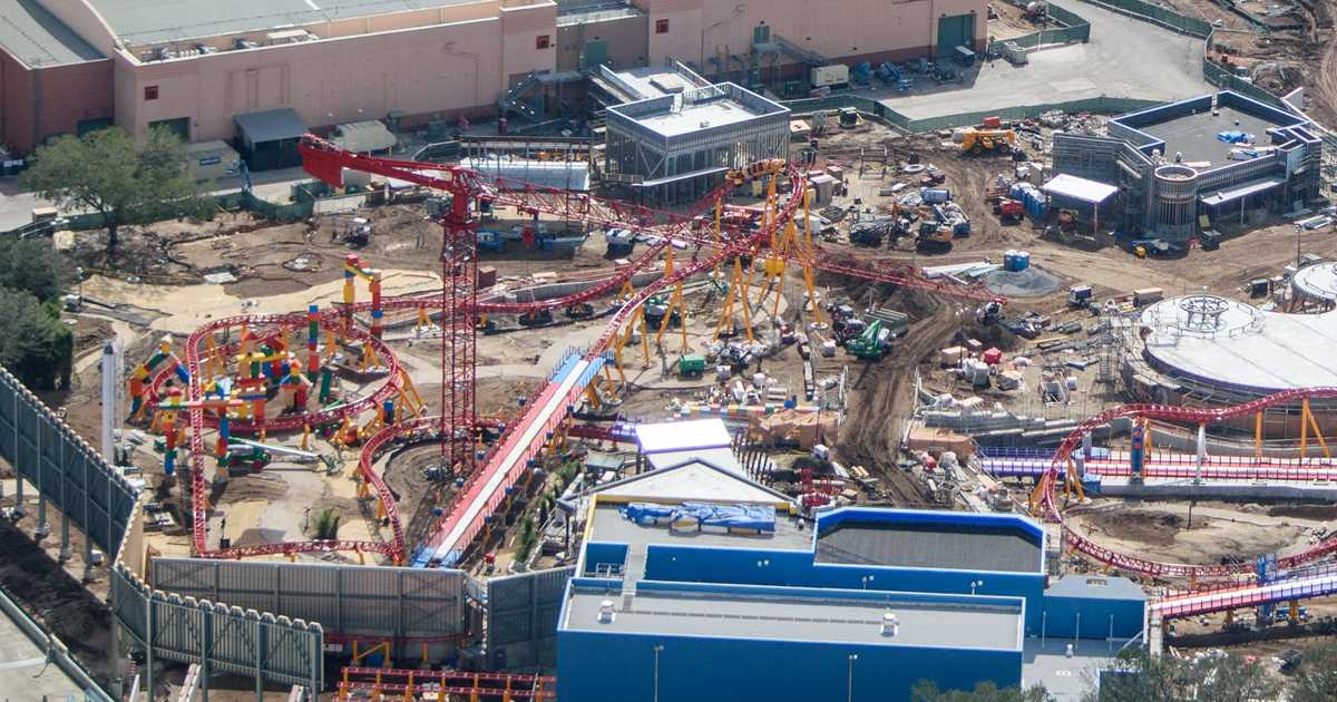 Toy Story Land construction aerial views - Photo 4 of 9