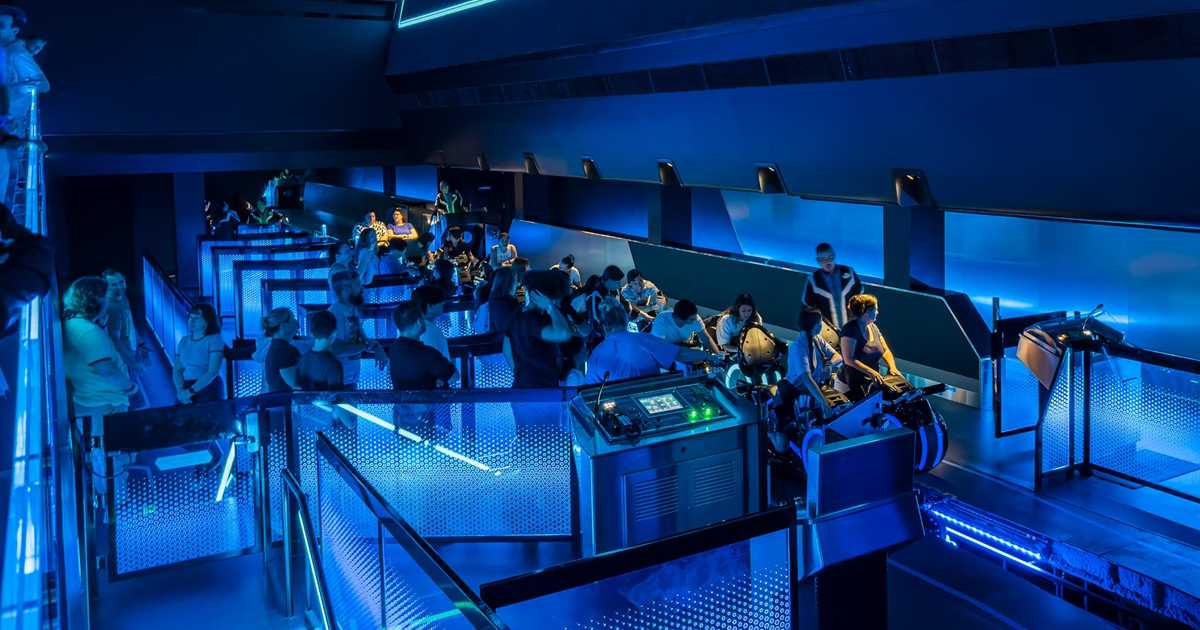 TRON Lightcycle Run overview - Photo 20 of 39