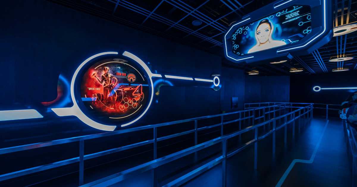 TRON Lightcycle Run overview - Photo 12 of 39