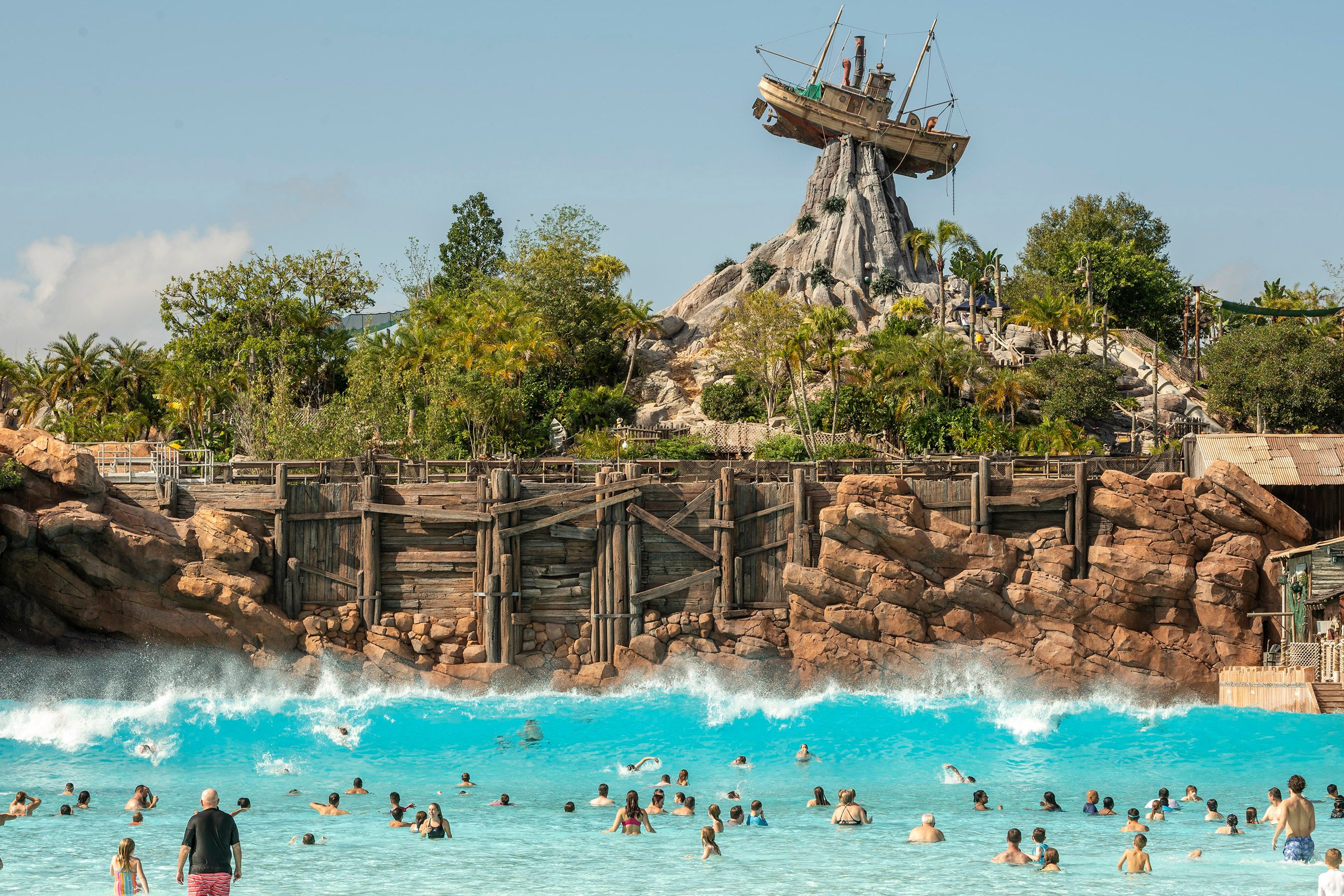 Walt Disney World Resort hotel guests to get free water park admission