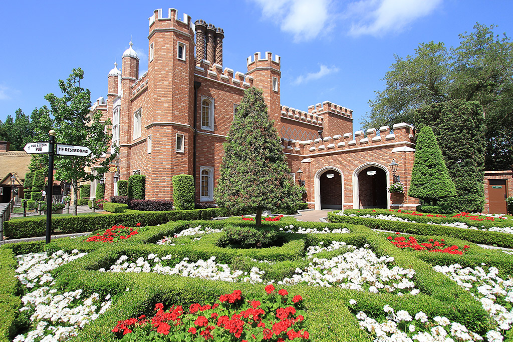 United Kingdom buildings and grounds Photo 1 of 14