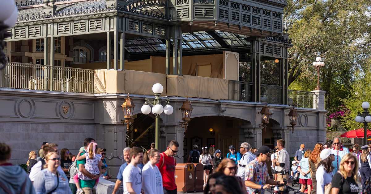 Walt Disney World Railroad Main Street U.S.A. Station Refurbishment ...