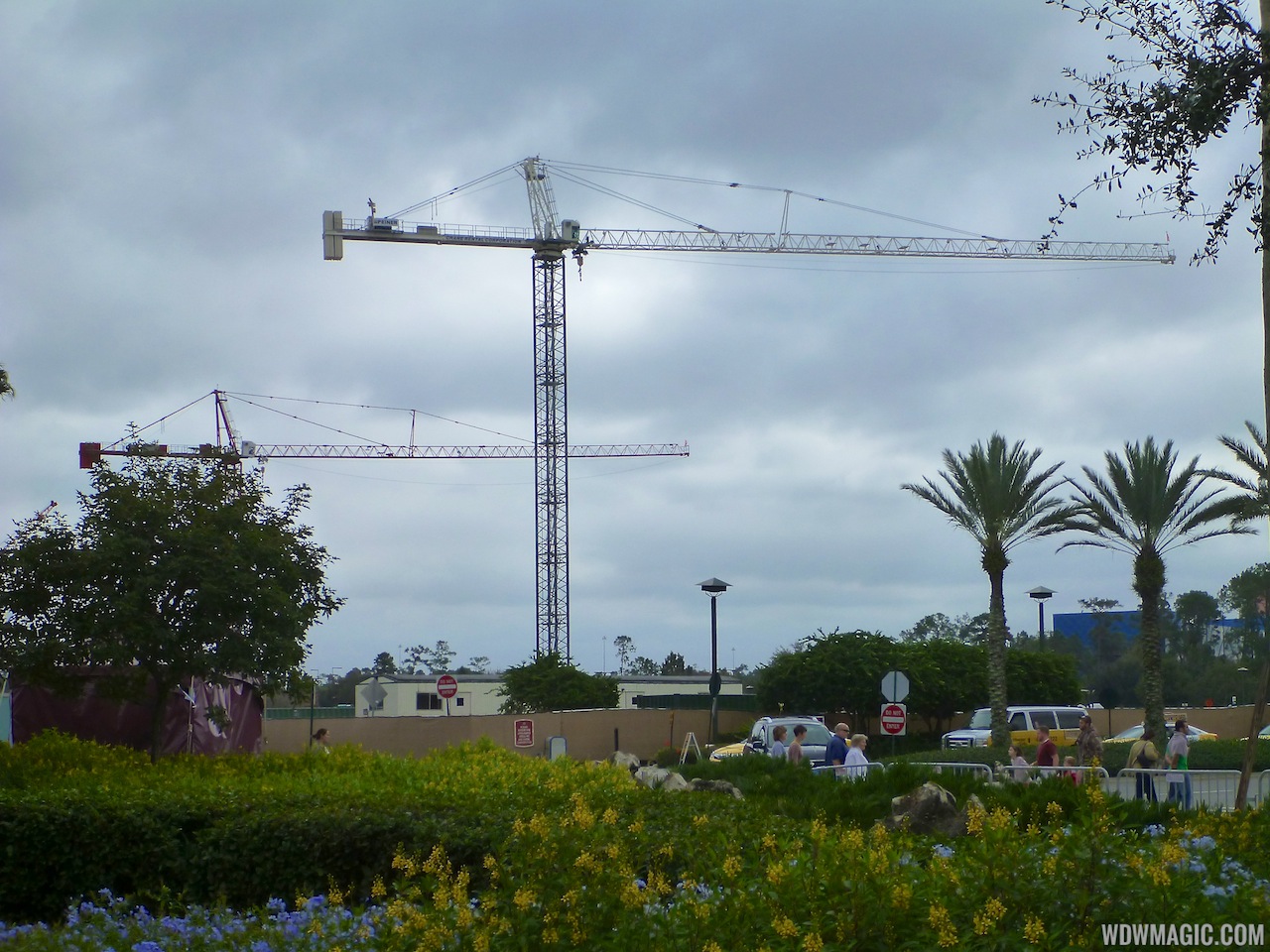 Disney Springs parking garage construction