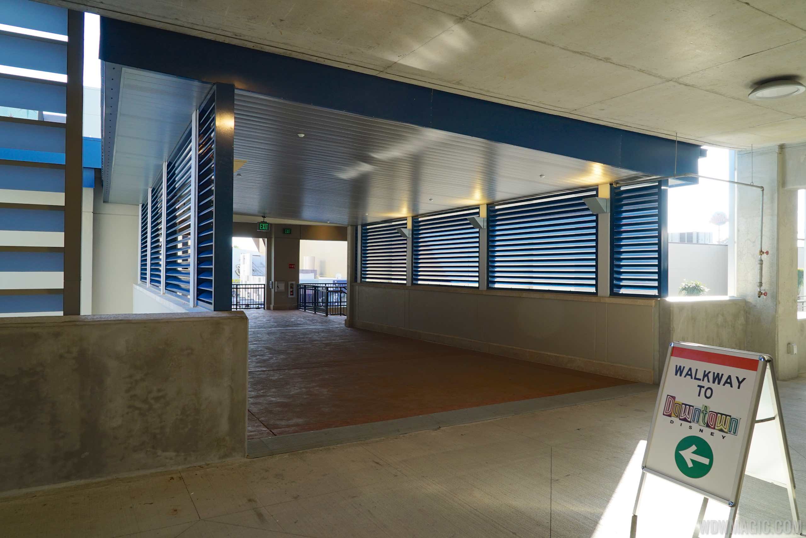 disney-springs-orange-parking-garage-east-connector-photo-4-of-9
