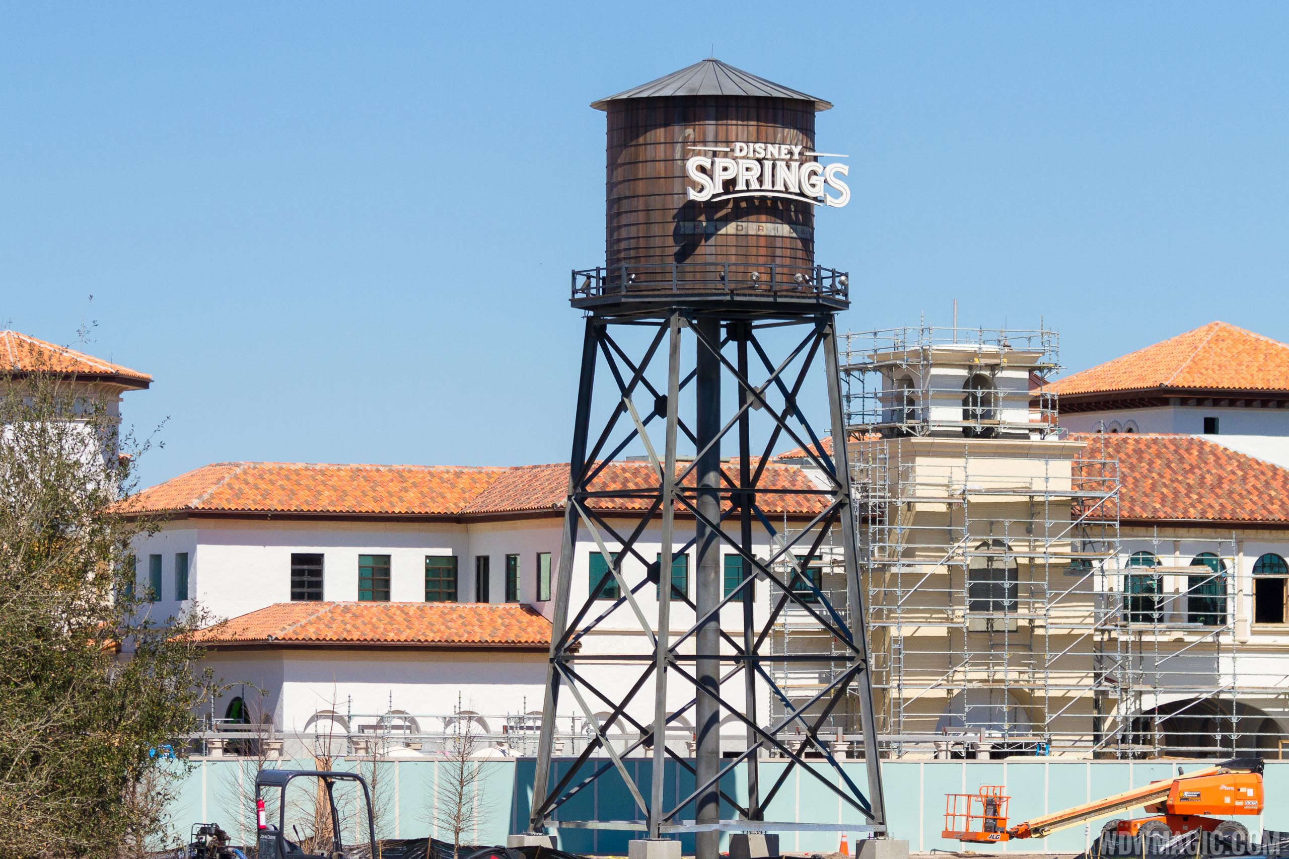 PHOTOS - Water tower arrives at Disney Springs