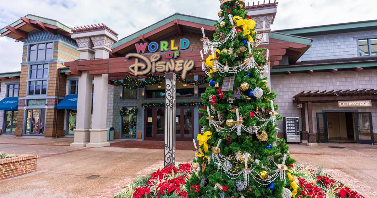 Disney Springs Christmas Holiday Decor 2021 Photo 20 Of 53 disney-springs-christmas-holiday-decor-2021-photo-20-of-53