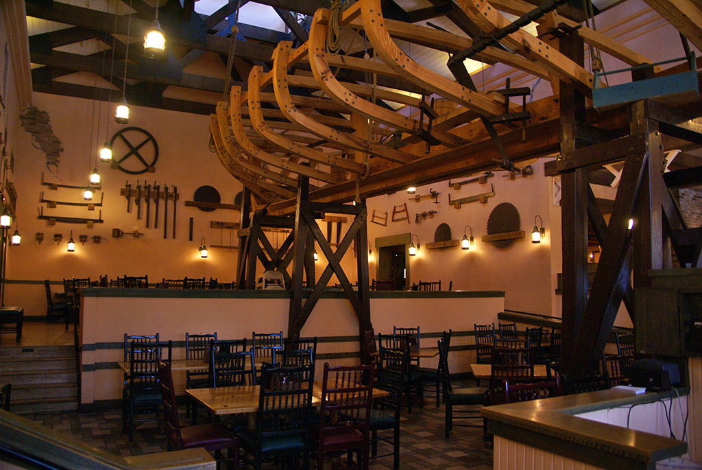Boatwright's Dining Hall - Photo 6 of 6