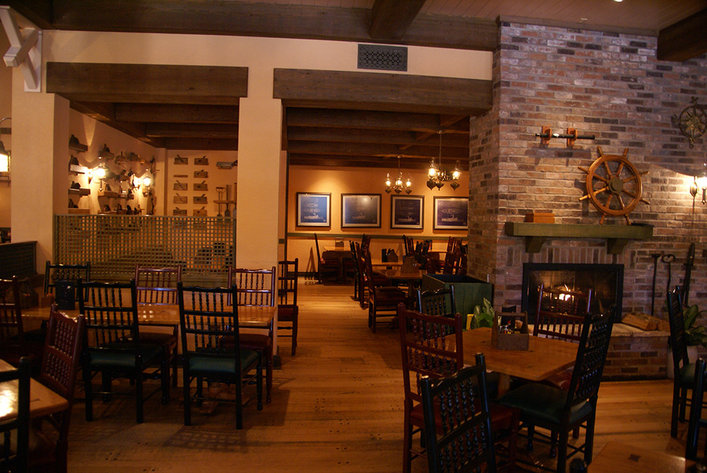 Boatwright's Dining Hall - Photo 5 of 6