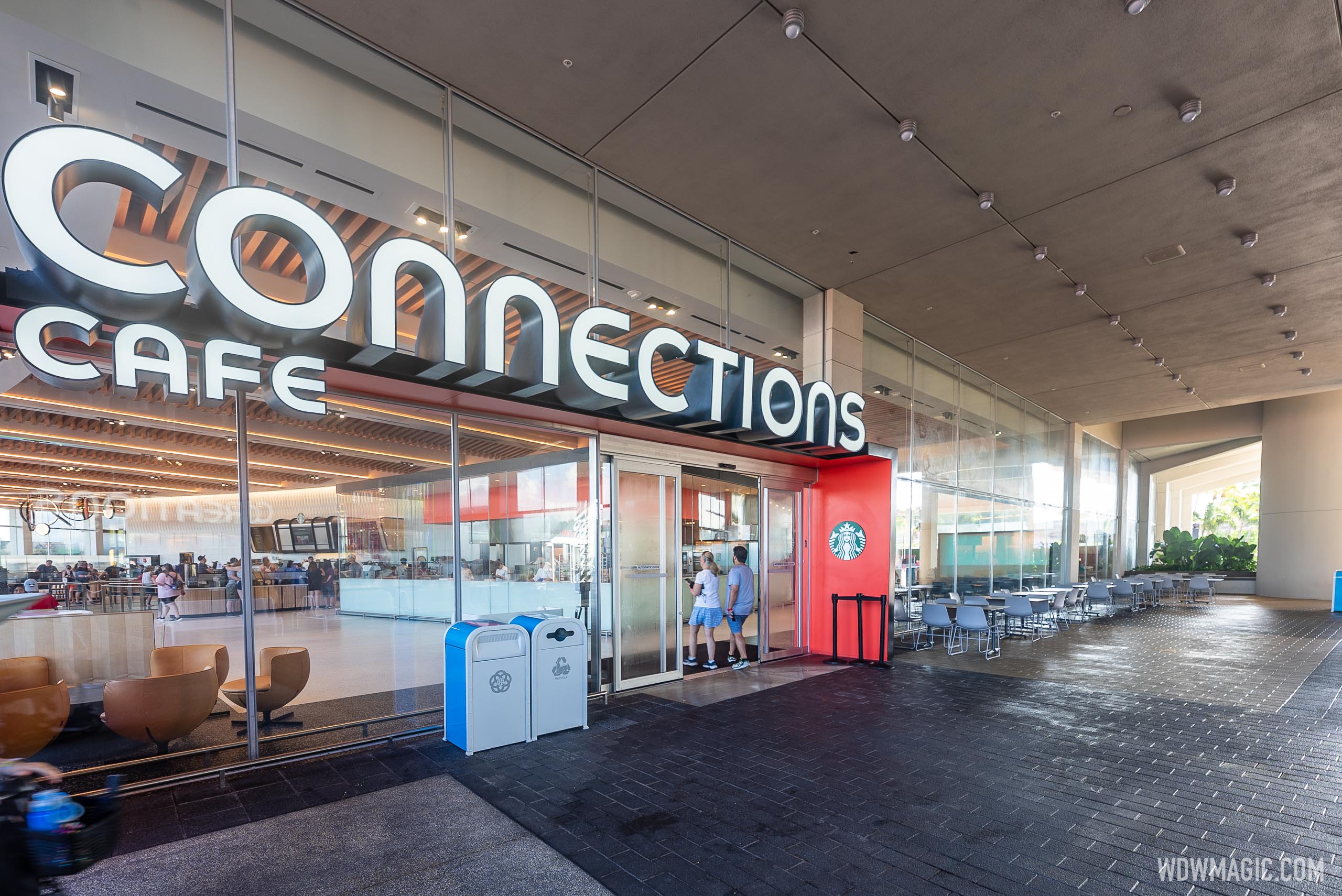 Outdoor seating at Connections Café and Eatery