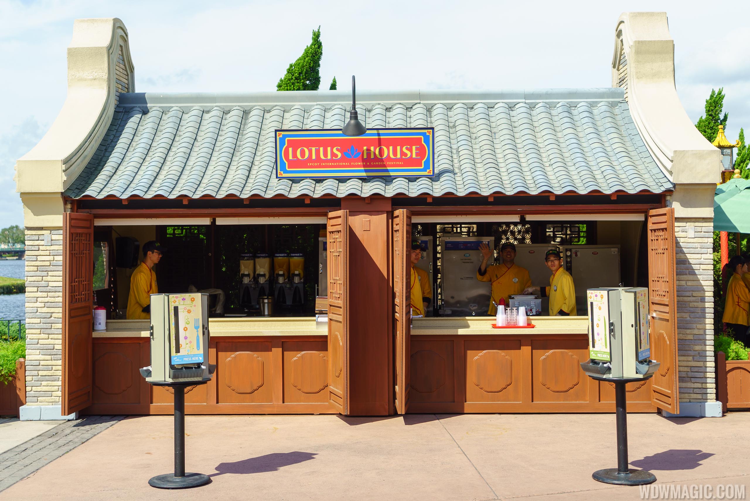 Flower And Garden Festival Outdoor Kitchen Lotus House