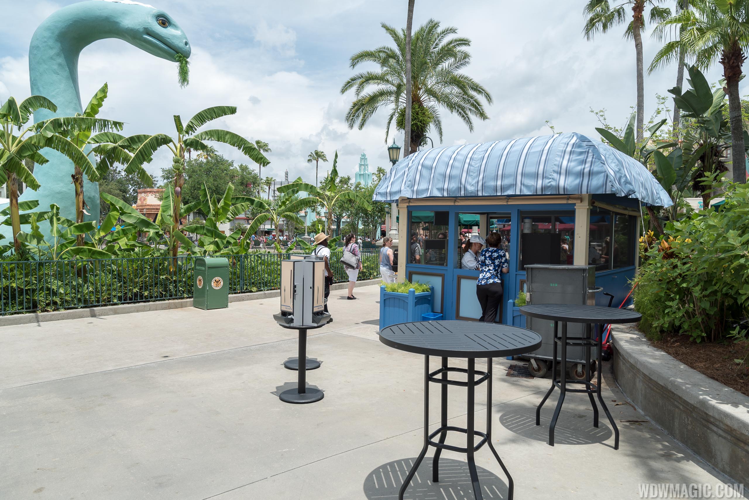 PHOTOS Echo Lake Eats joins the dining lineup at Disney's Hollywood