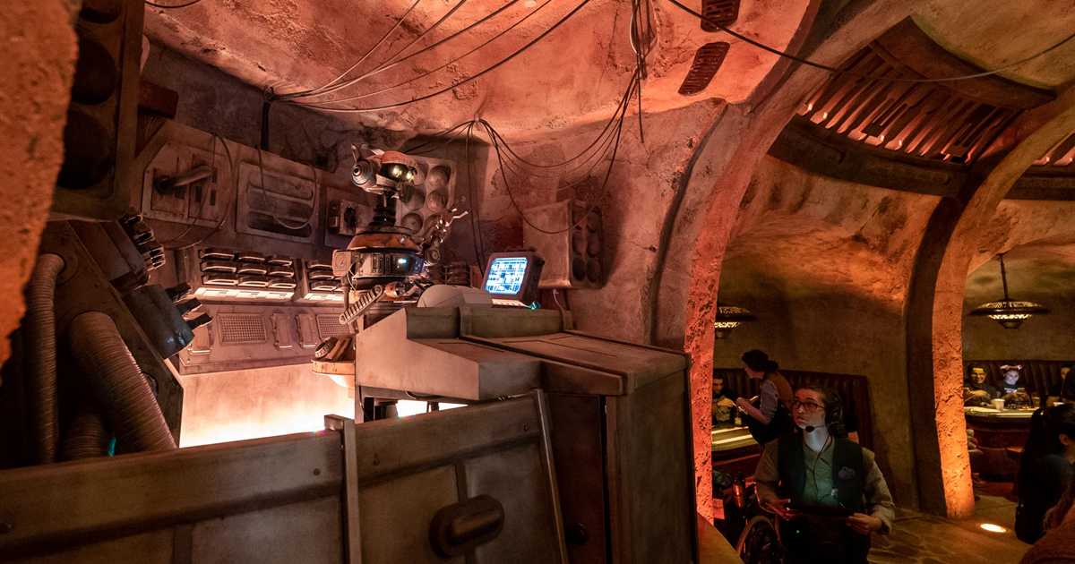 Oga's Cantina at Disney's Hollywood Studios overview - Photo 5 of 12