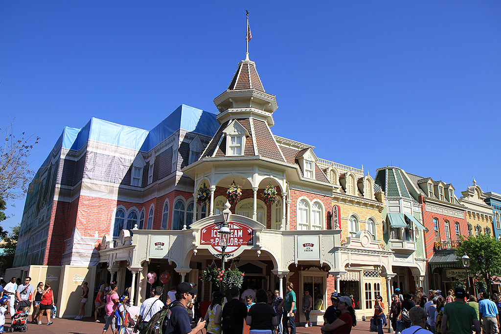 PHOTOS: Plaza Ice Cream Parlor on Main Street U.S.A. Reopens at Magic  Kingdom - WDW News Today