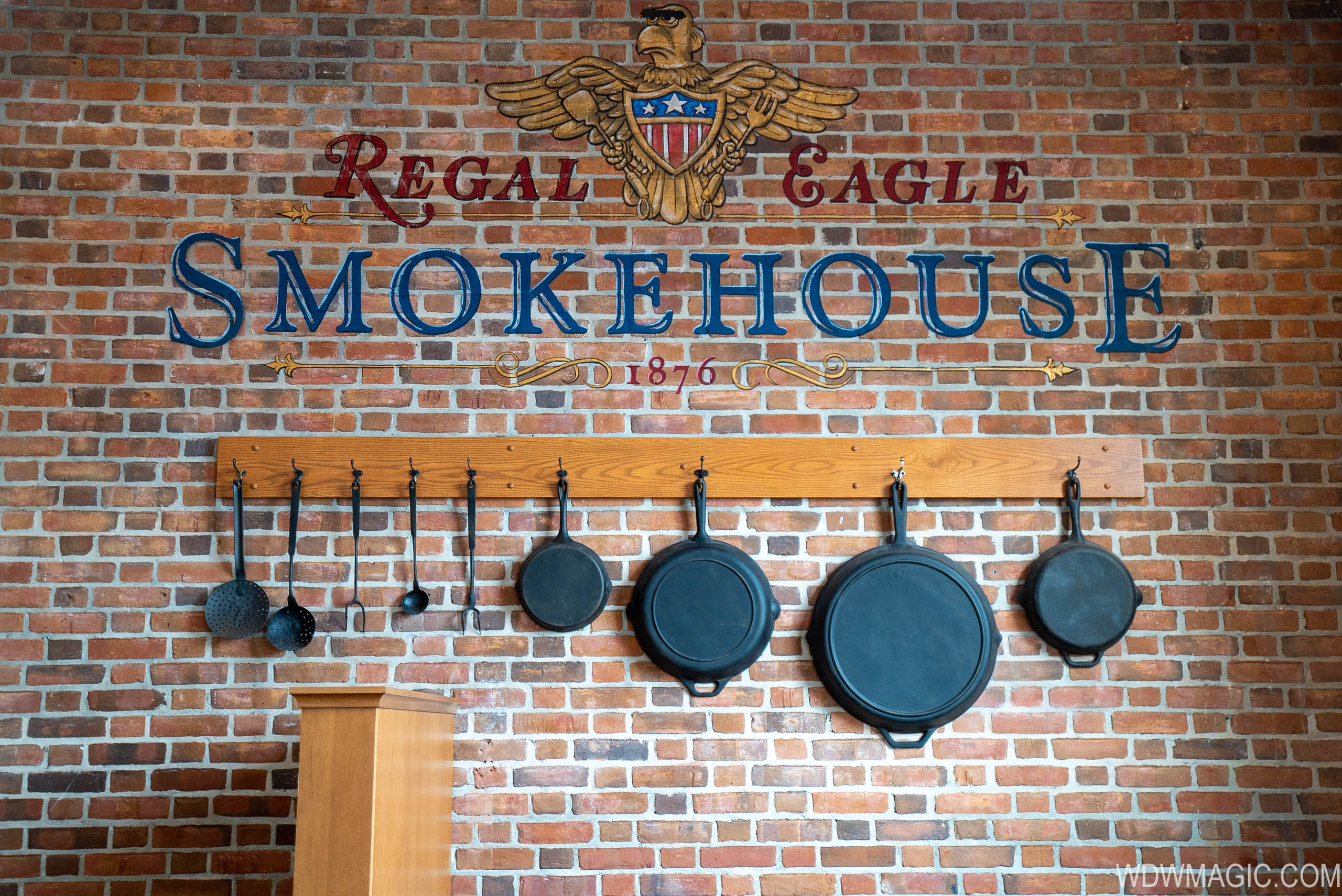 Regal Eagle Smokehouse overview - Photo 7 of 28