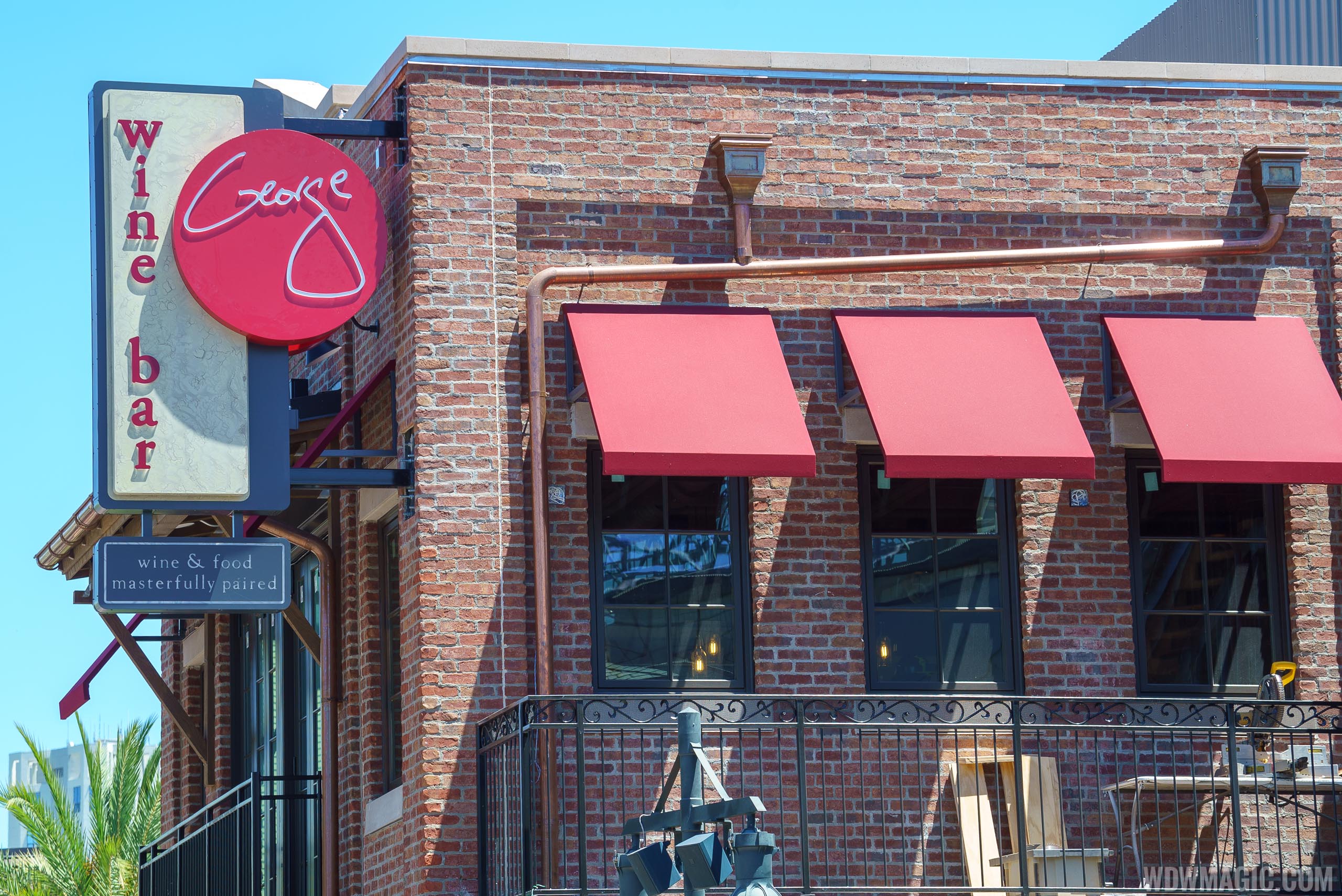 Signs up at Wine Bar Photo 7 of 8