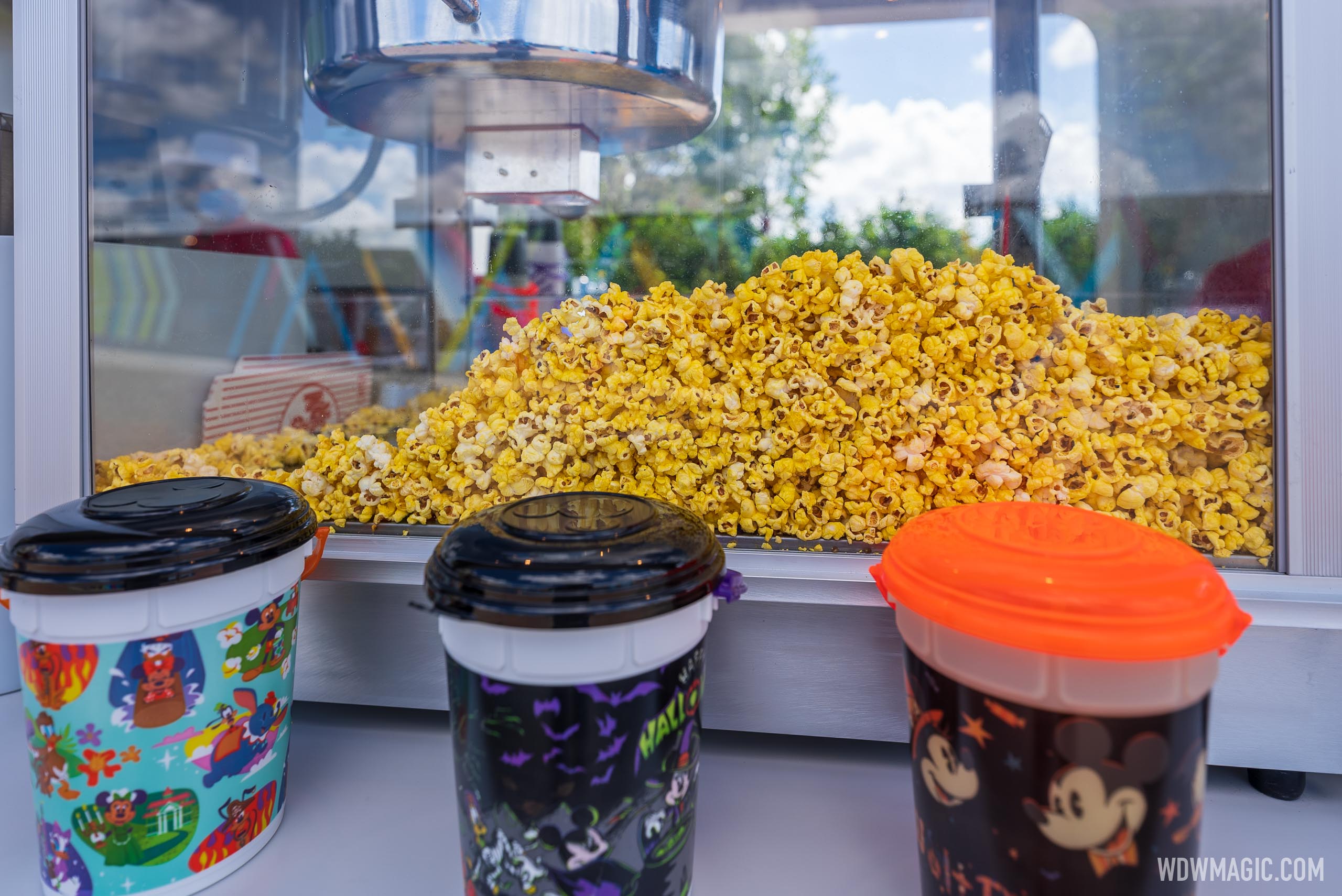 Works Celebration Popcorn overview - Photo 3 of 5